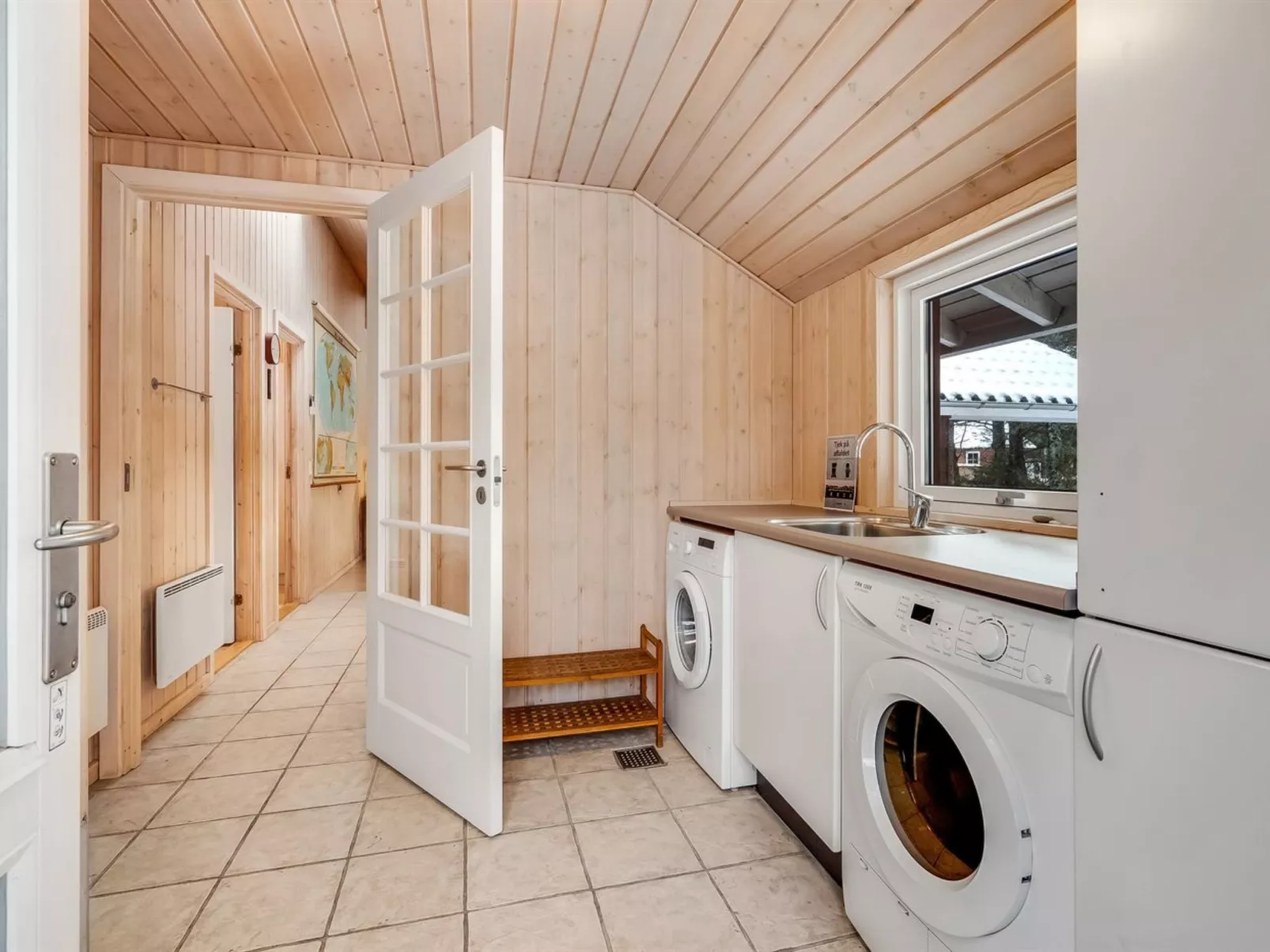 "Elfrun" - 250m from the sea-Inside