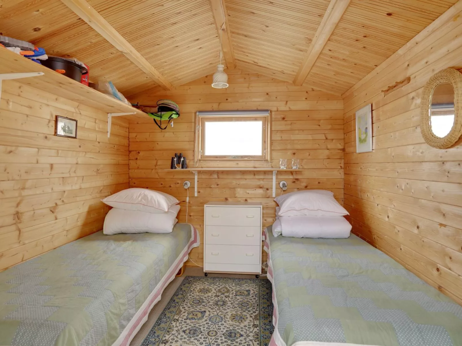 "Heimeram" - 150m from the sea-Dedans