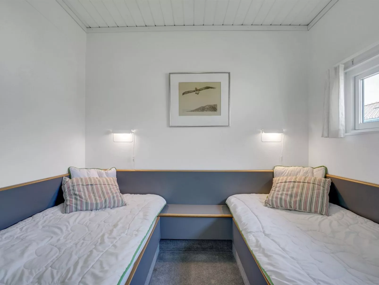 "Nomi" - 85m from the sea-Drinnen