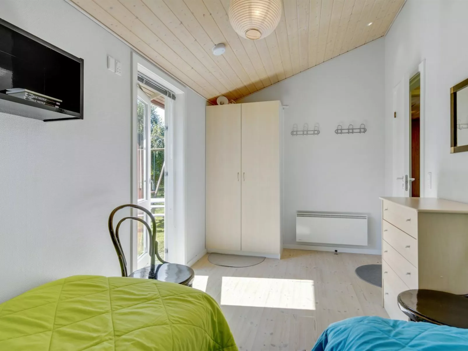 "Mile" - 260m from the sea-Inside