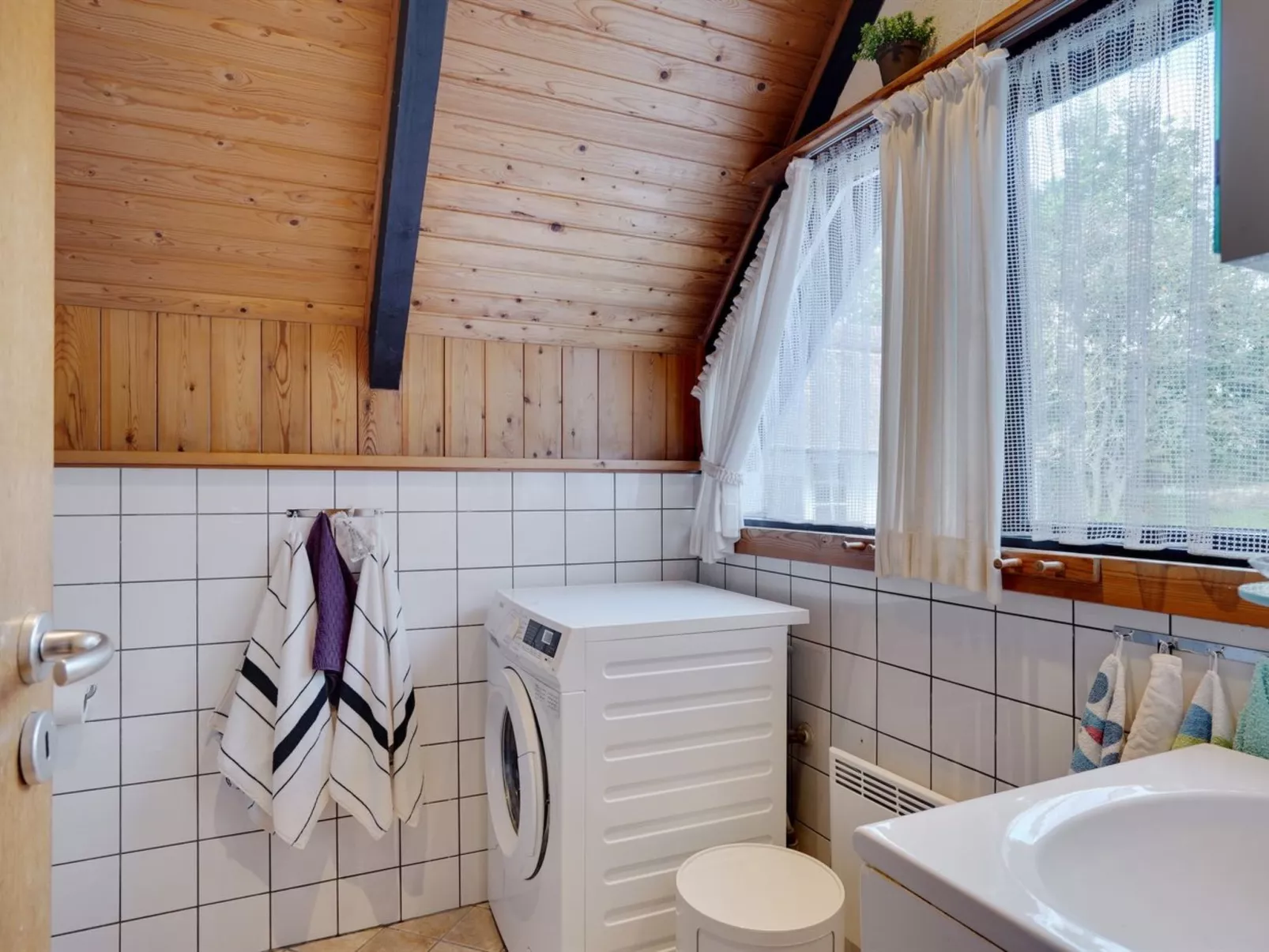 "Gerdis" - 1.6km from the sea-Inside