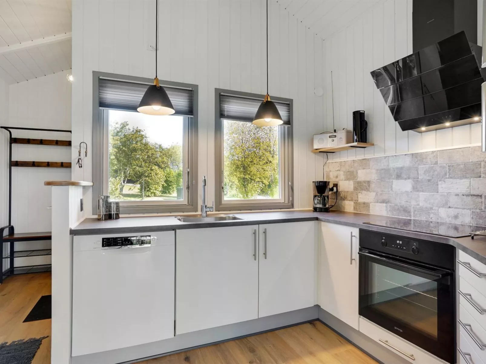 "Gram" - 450m from the sea-Dedans