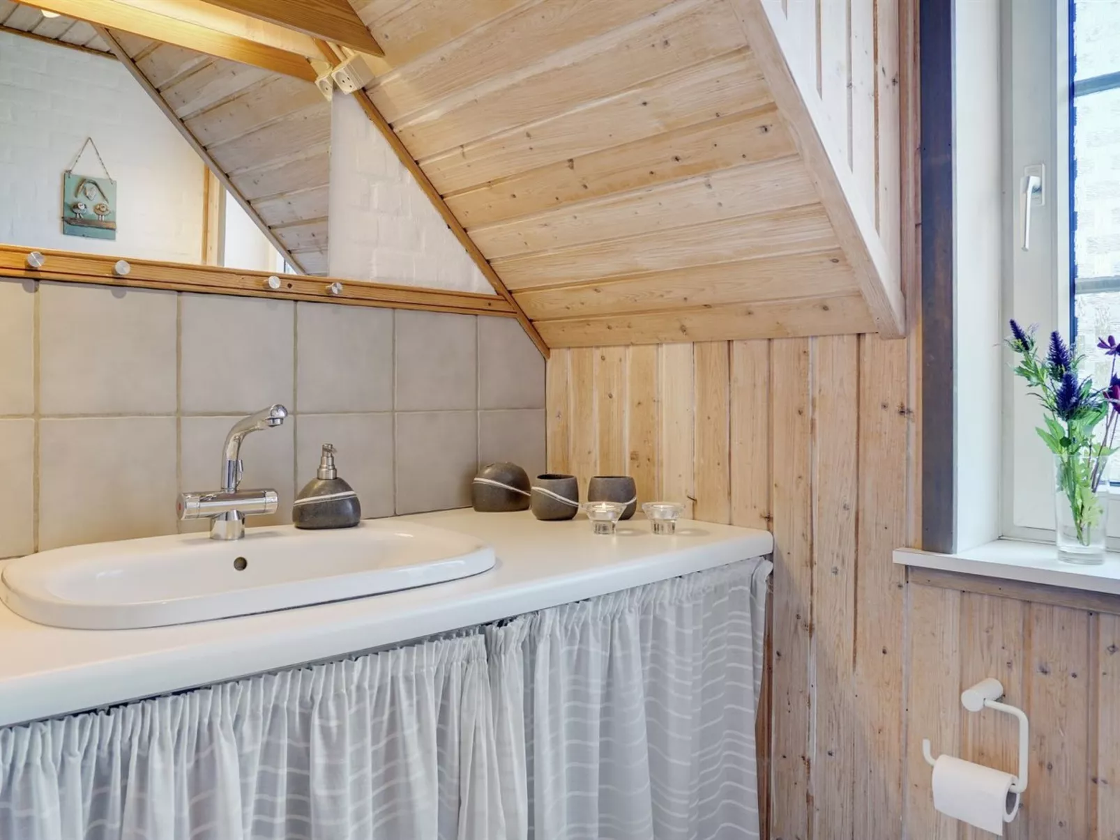 "Hakun" - 4km from the sea-Dedans