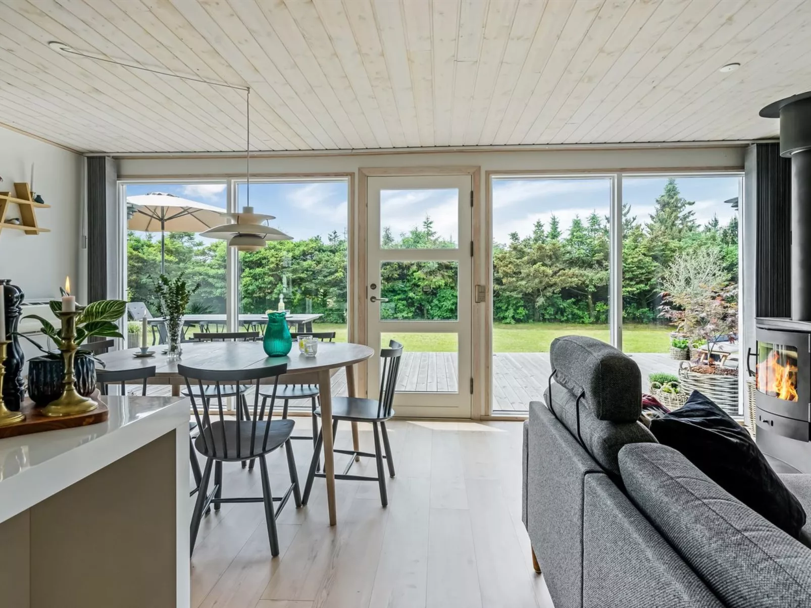 "Ingiald" - 600m from the sea-Drinnen