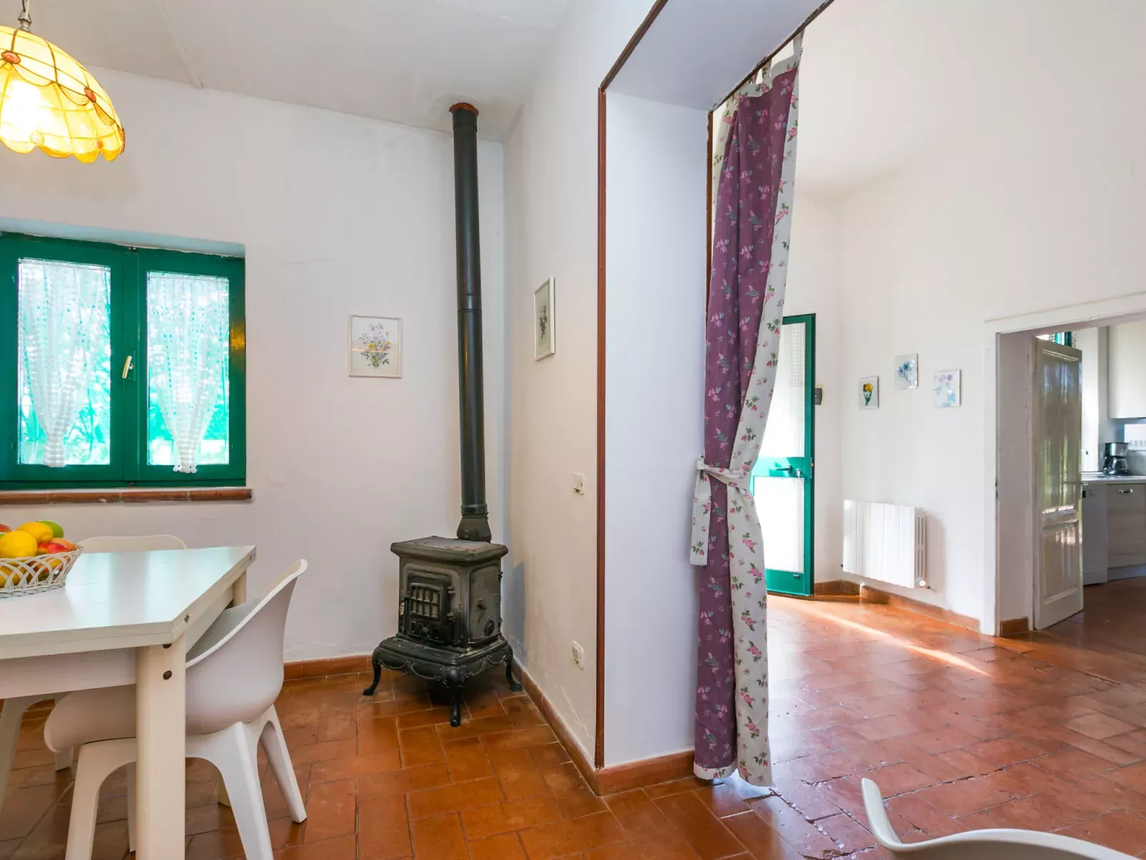 Campo Fiorito-Inside