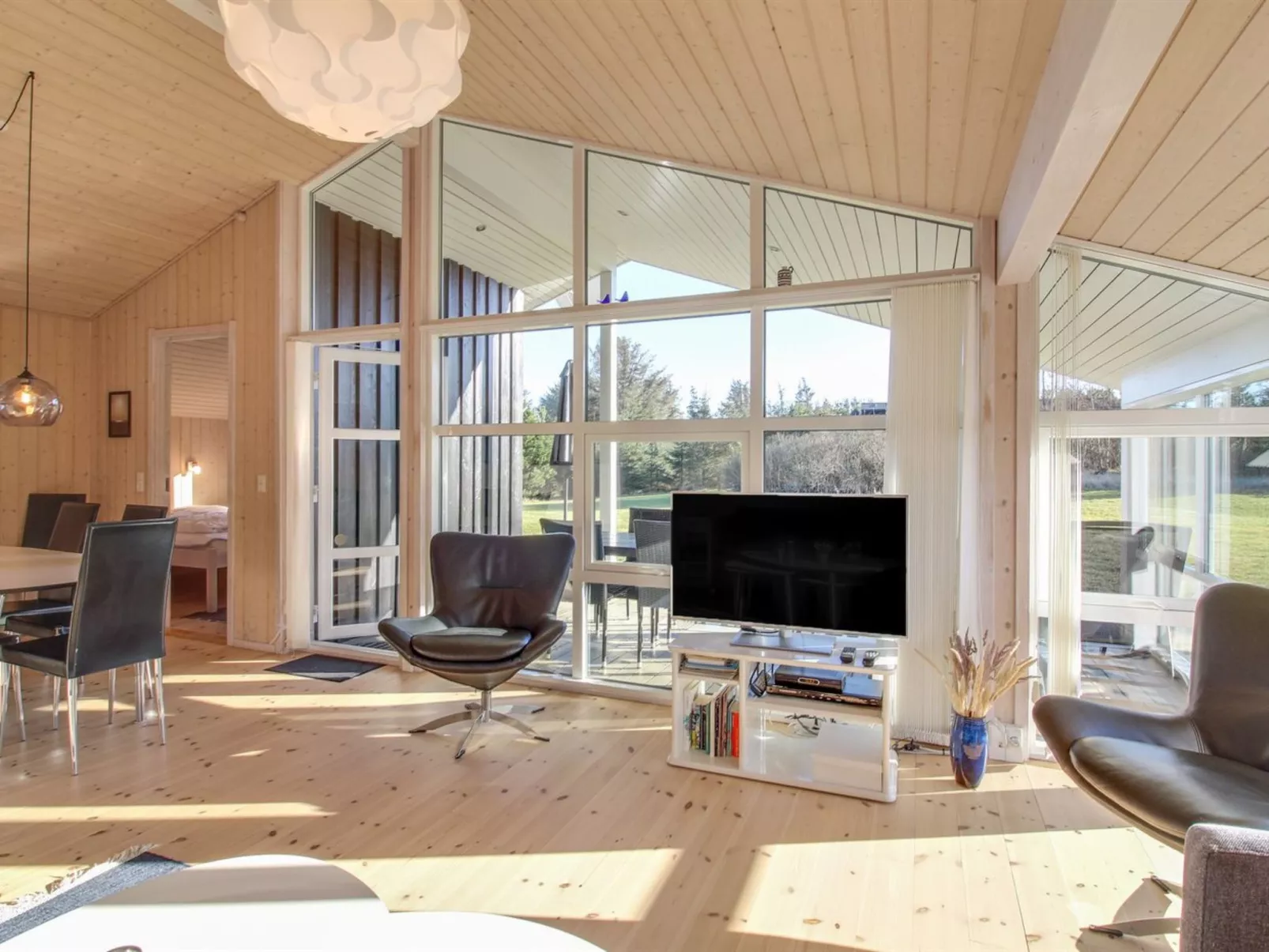 "Nynke" - 600m from the sea-Inside