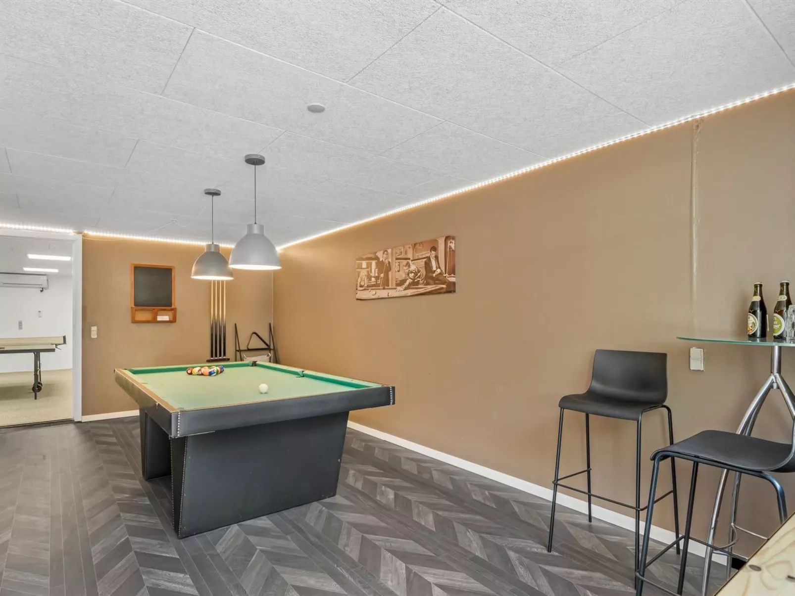 "Gudfast" - 300m to the fjord-Dedans