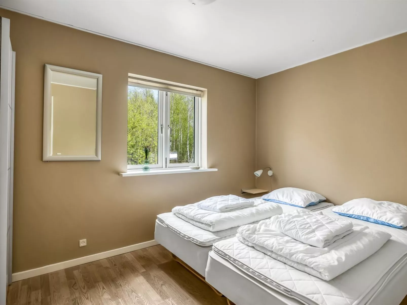 "Ellie" - 300m from the sea-Dedans