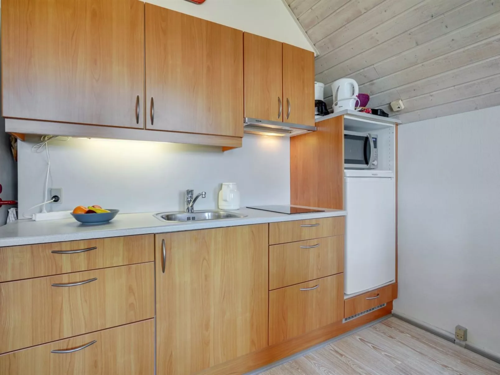 "Iohannes" - 2.3km from the sea-Dedans