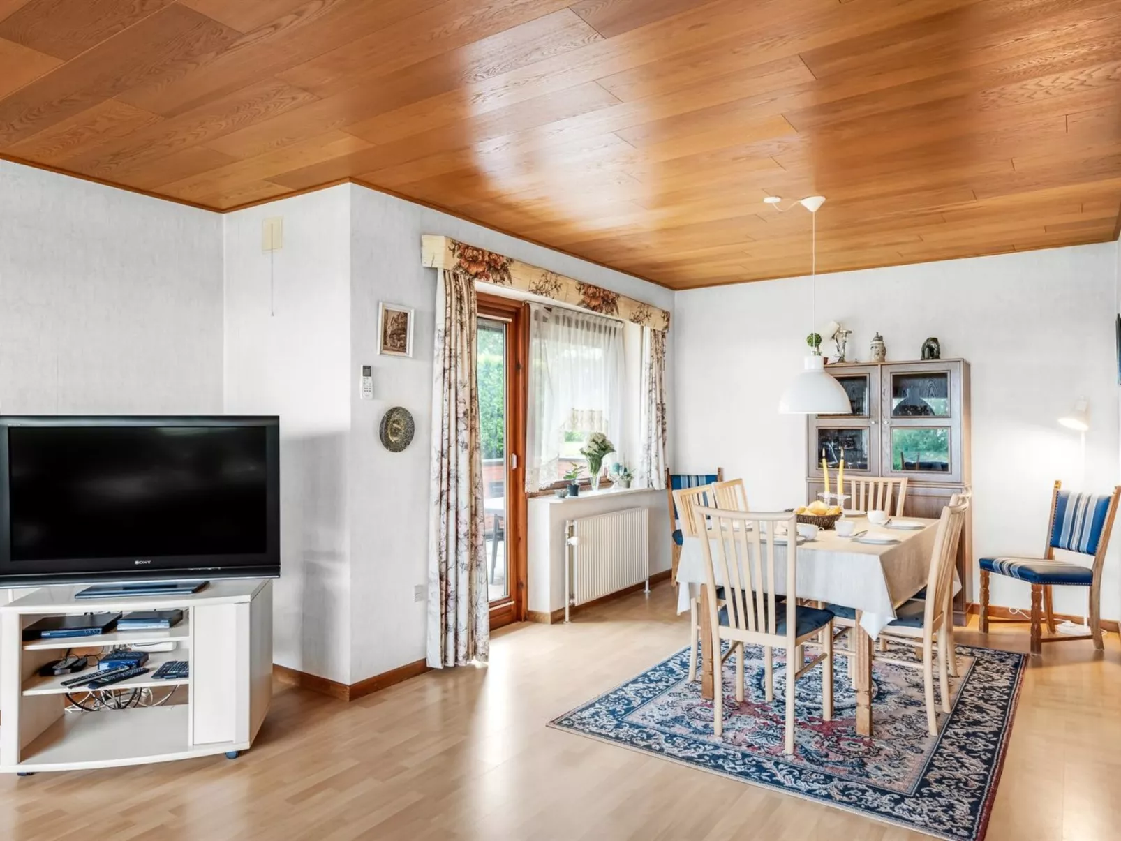 "Jalmari" - 3.5km from the sea-Drinnen