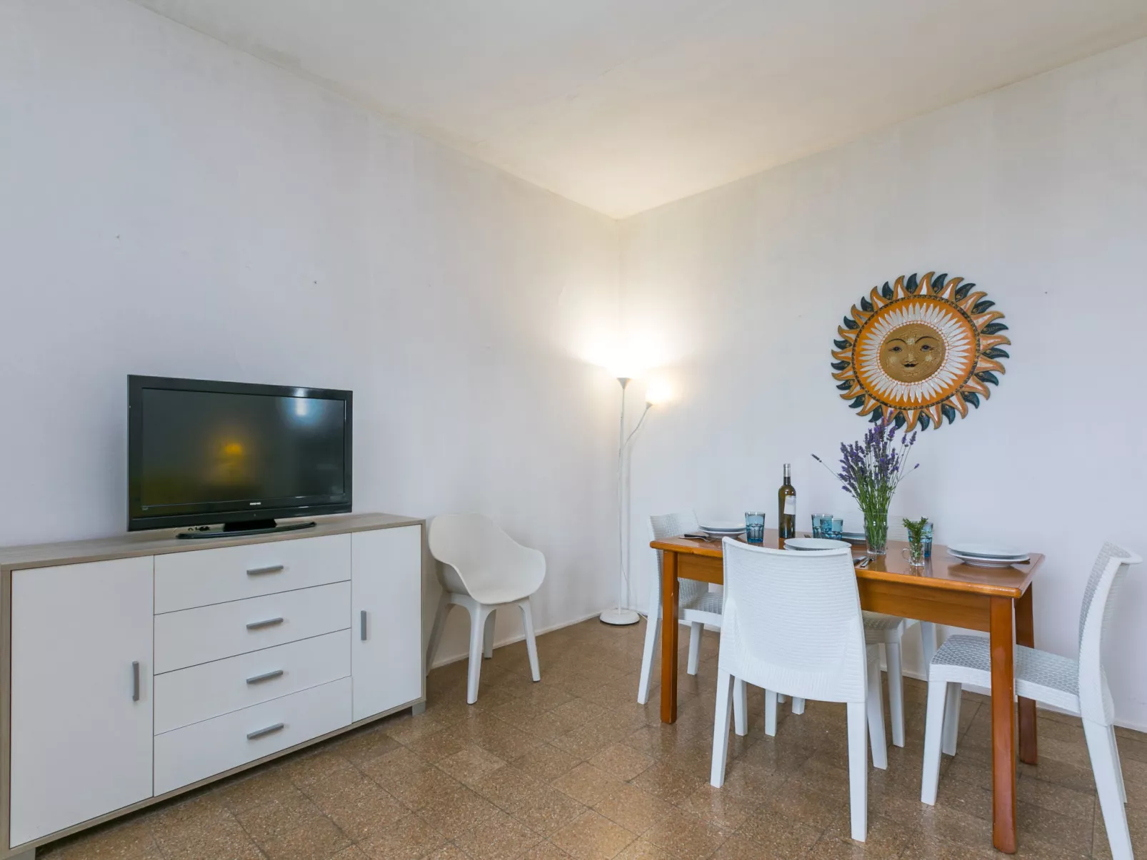 Campo Fiorito-Inside