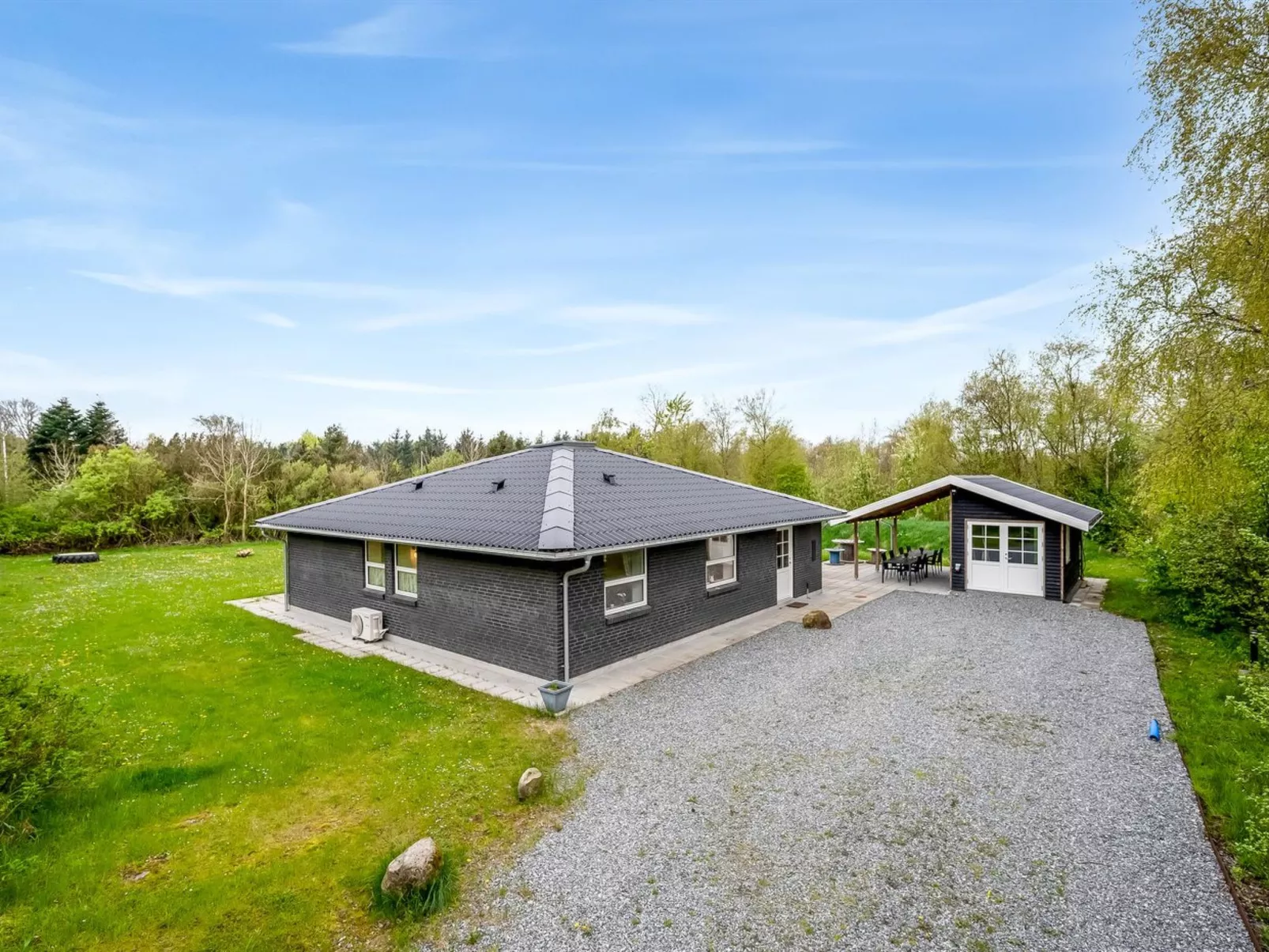 "Veijo" - 400m to the fjord-Dehors