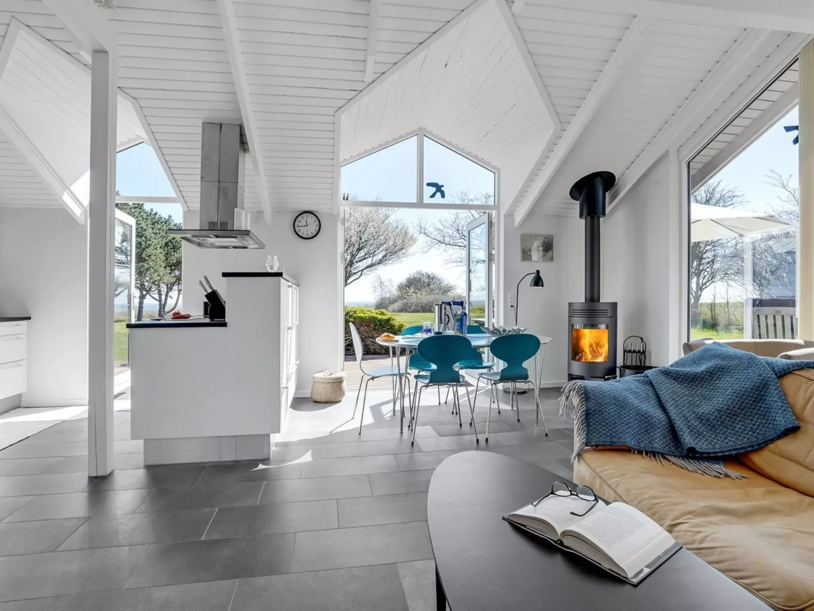 "Trajko" - 100m from the sea-Inside