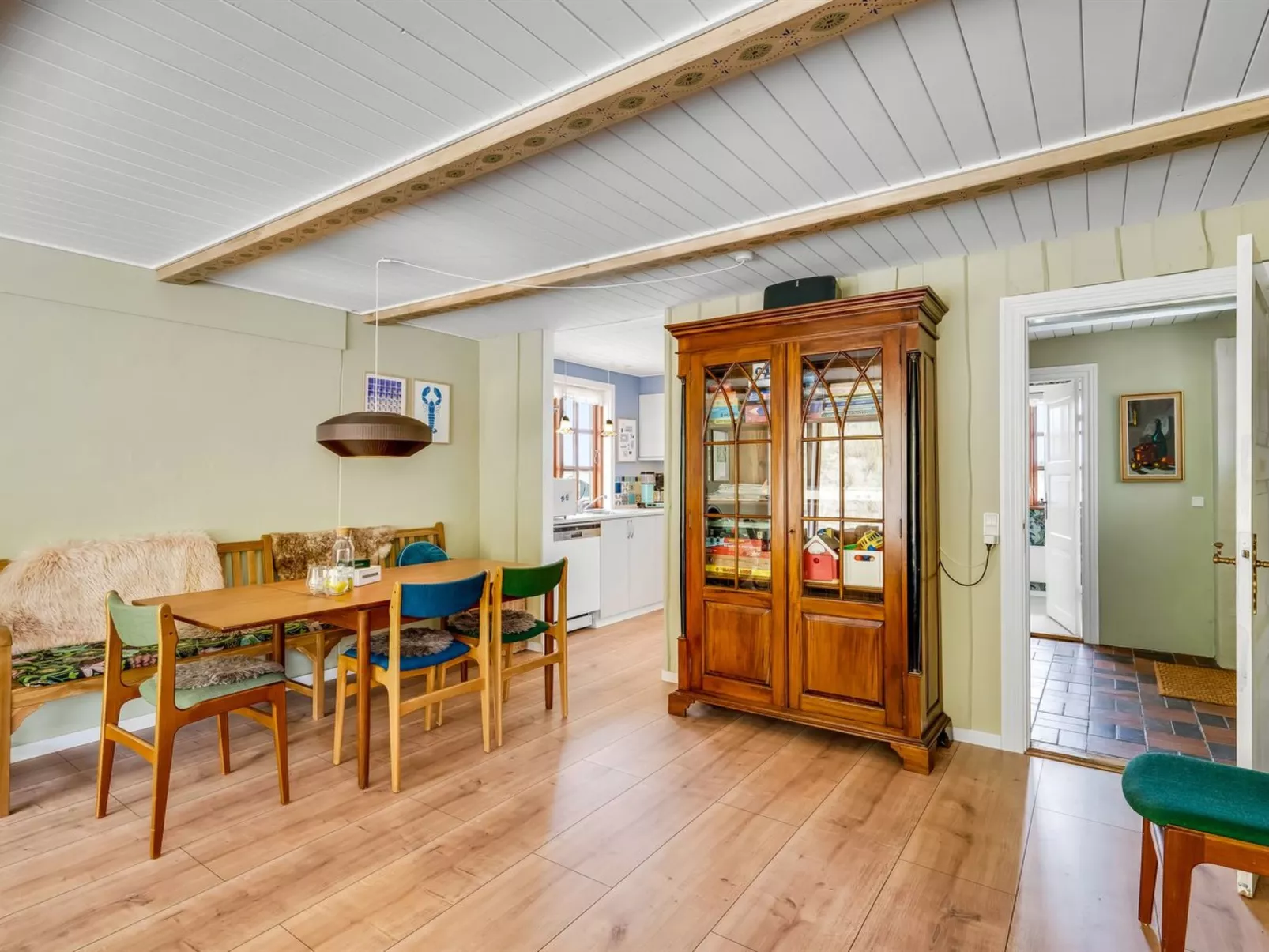 "Zora" - 100m from the sea-Inside