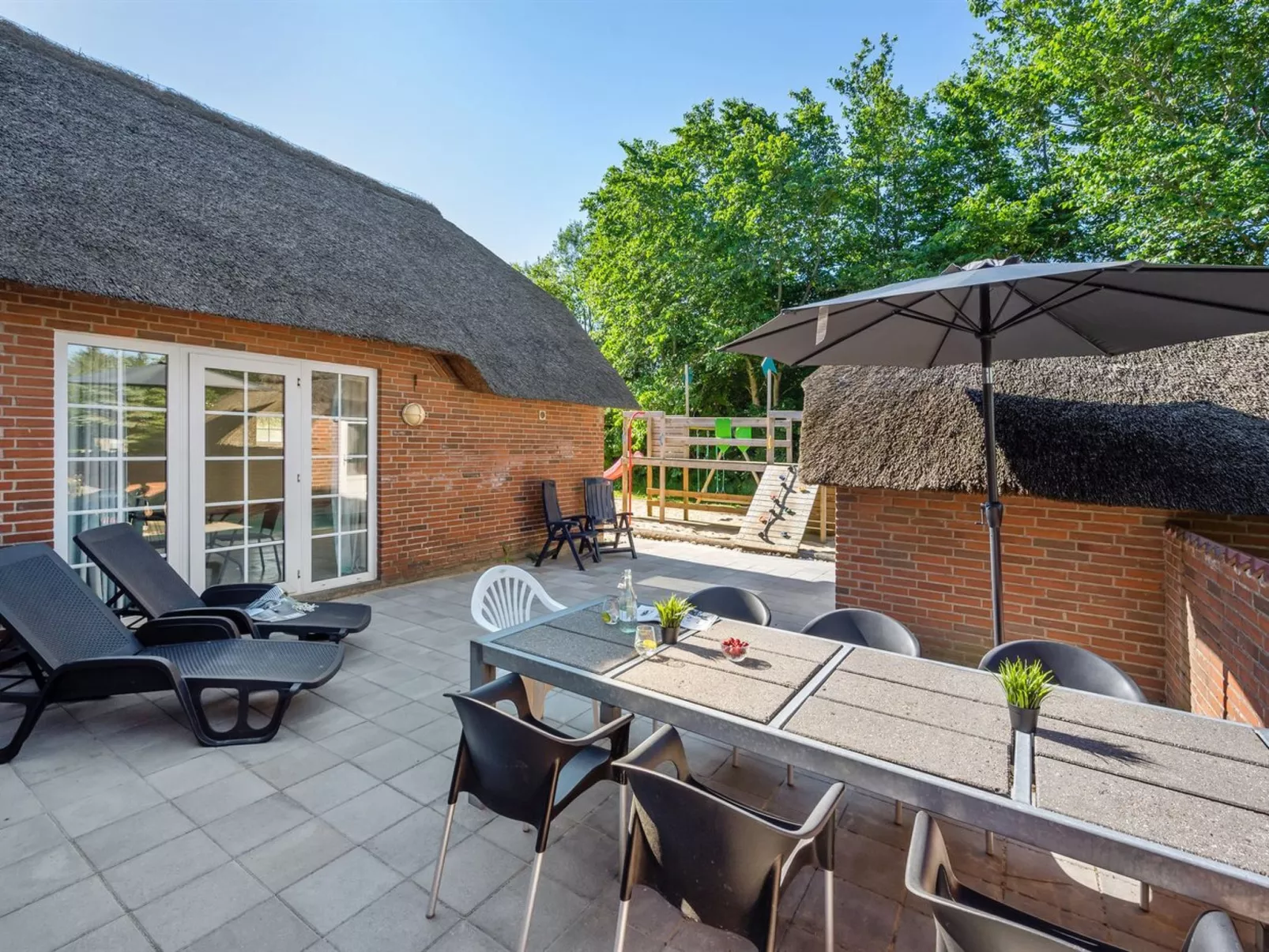 "Thana" - 1.4km from the sea-Dehors