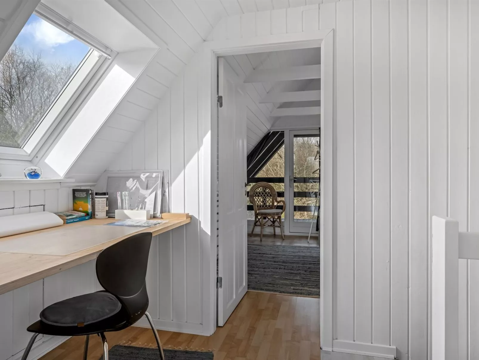 "Thyra" - 500m to the fjord-Inside