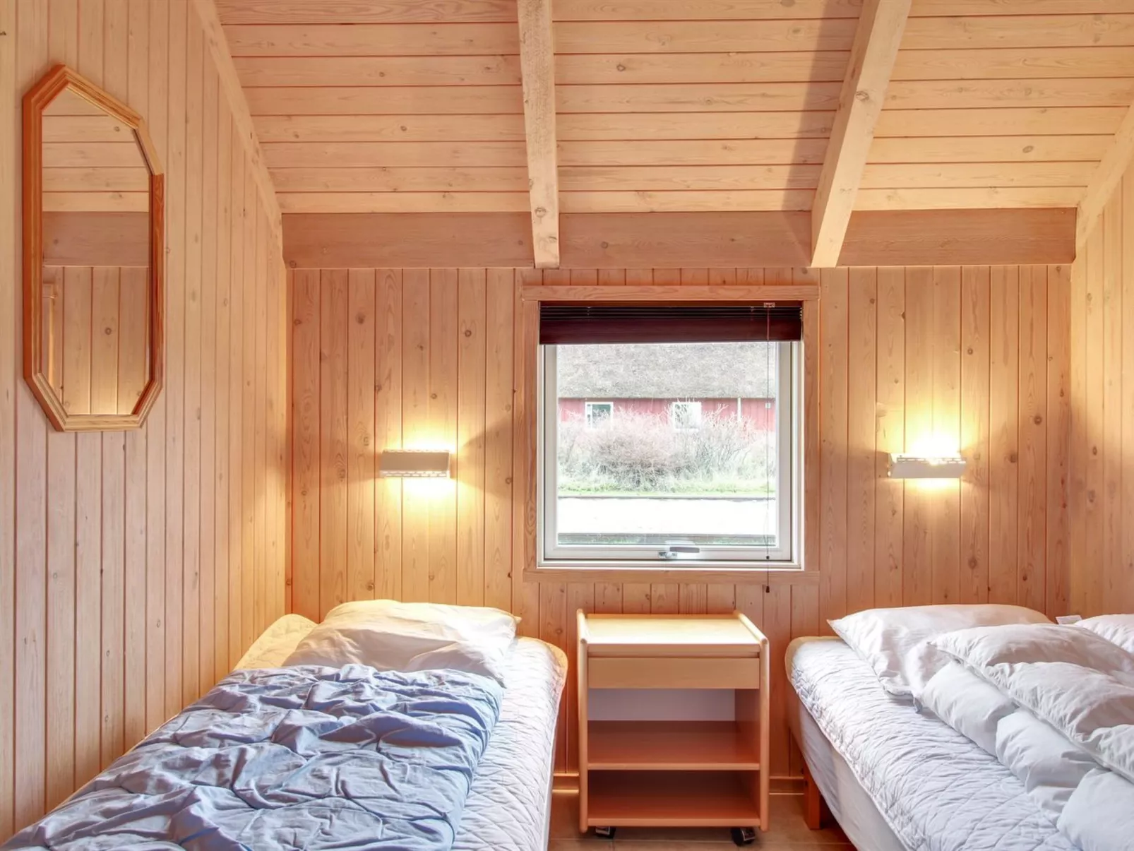 "Hothbrod" - 1.2km from the sea-Inside