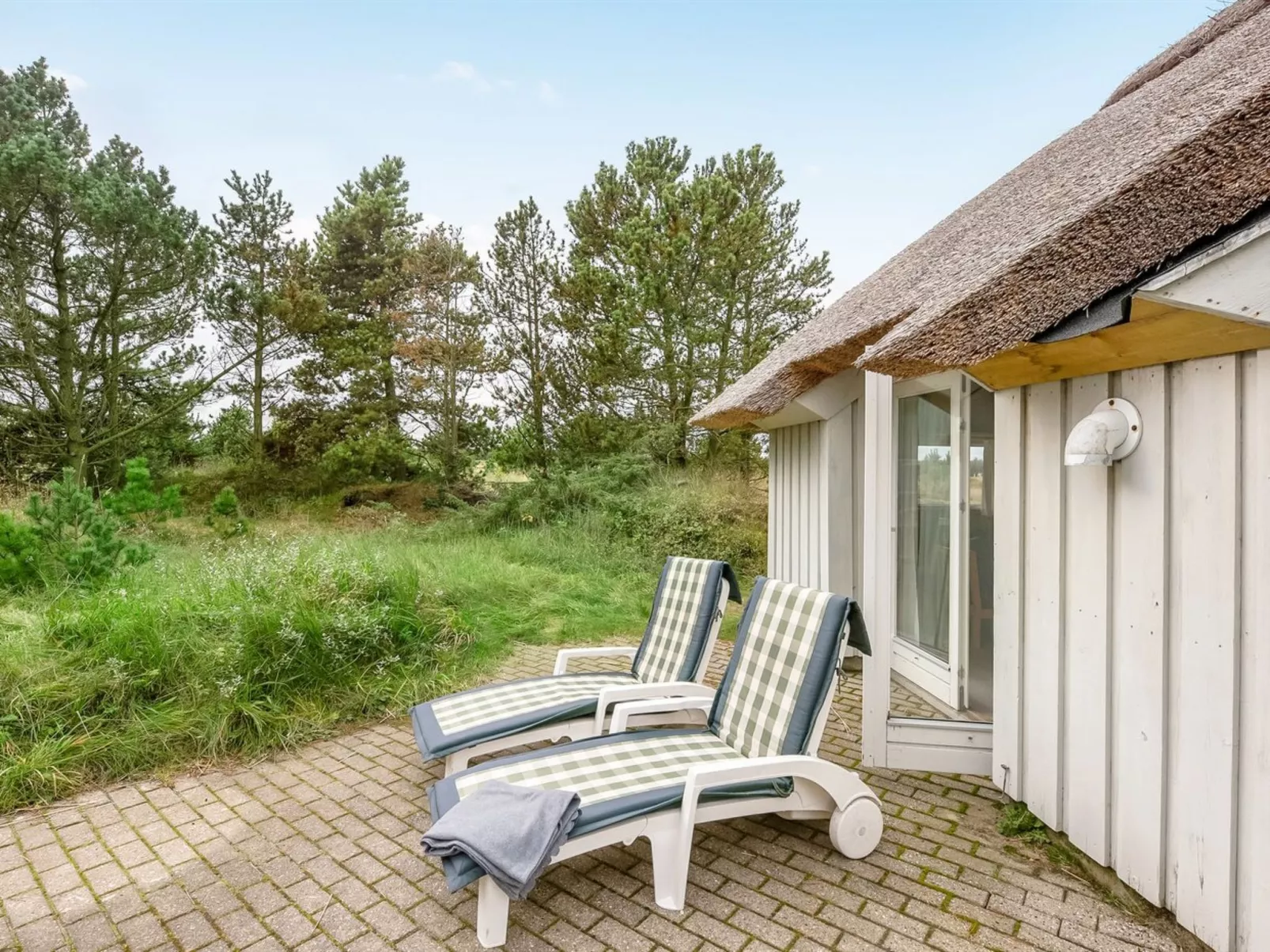 "Catarine" - 1.1km from the sea-Draußen