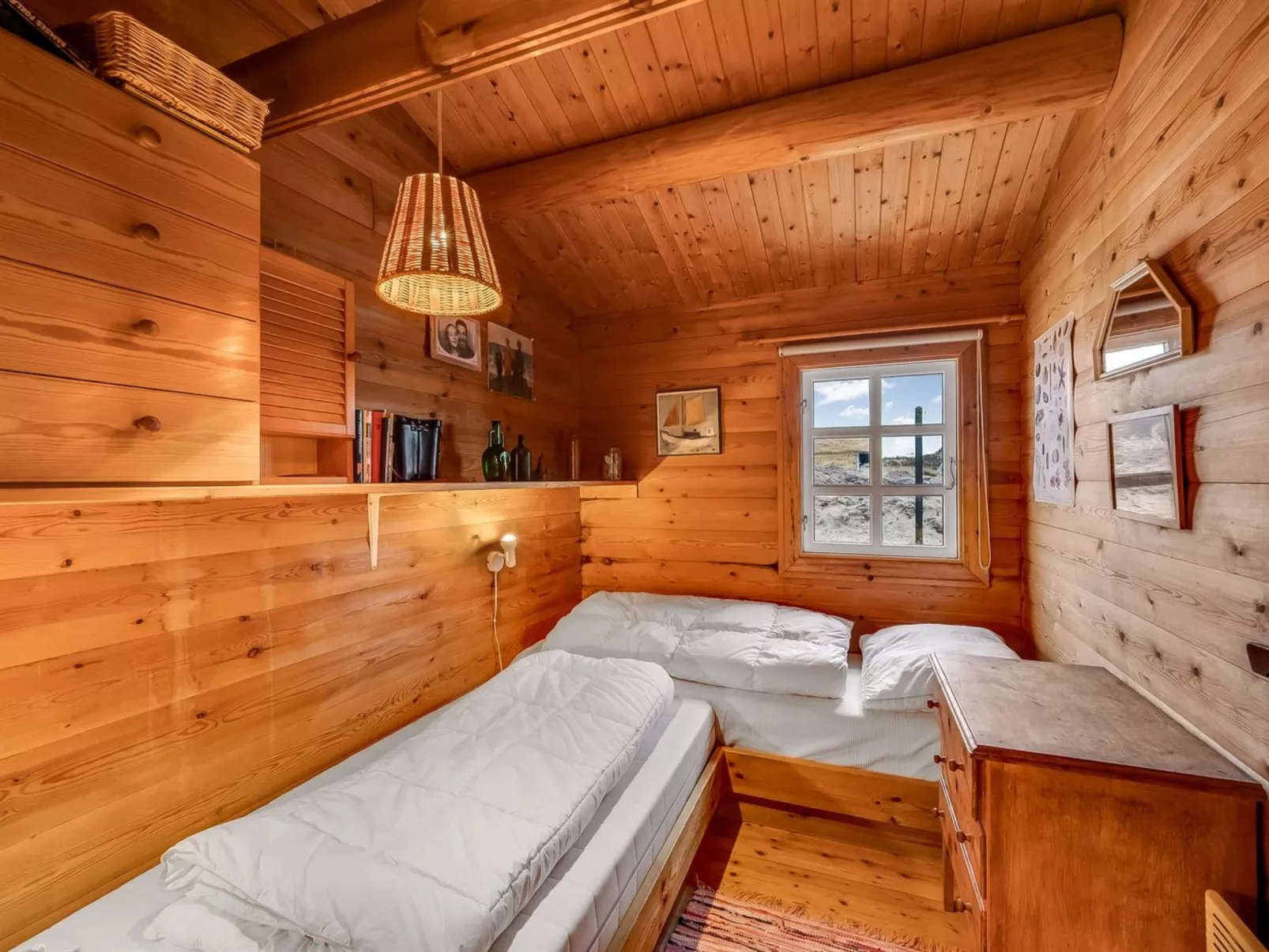 "Herfrith" -  from the sea-Inside