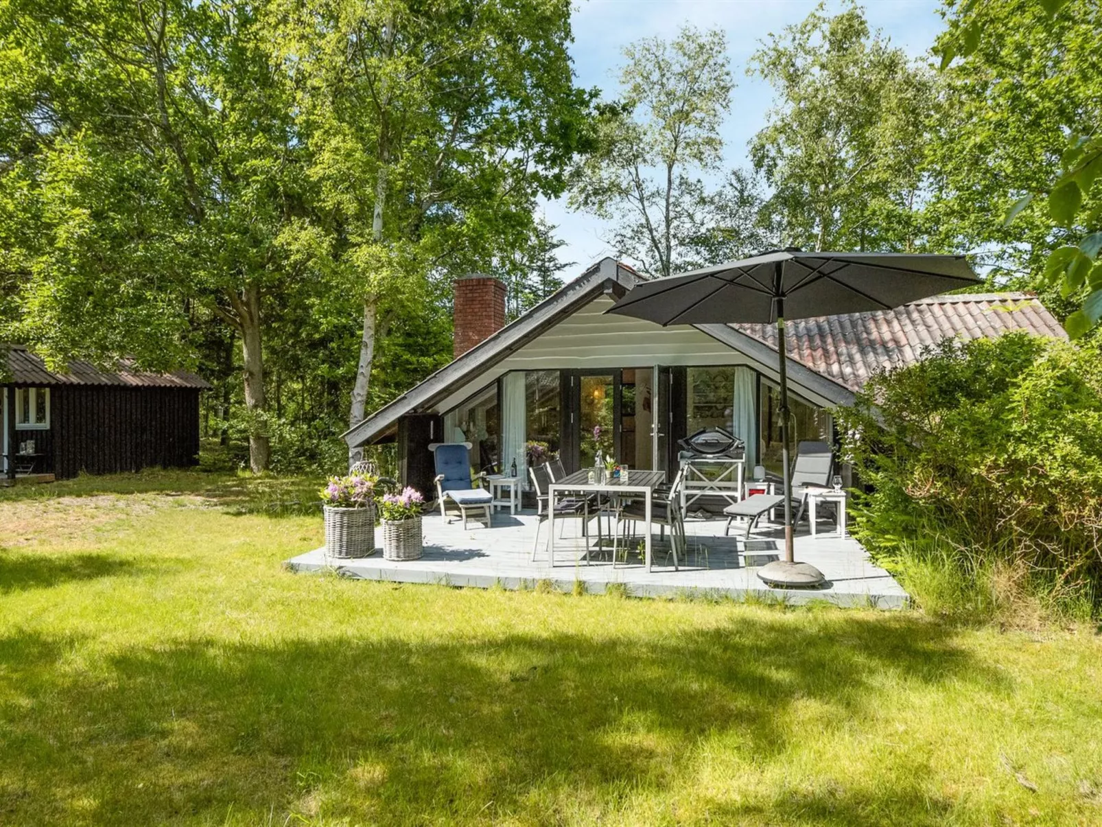 "Alika" - 200m to the fjord-Outside