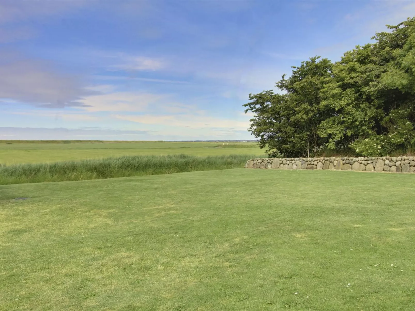 "Ingulf" - 18km from the sea-Outside