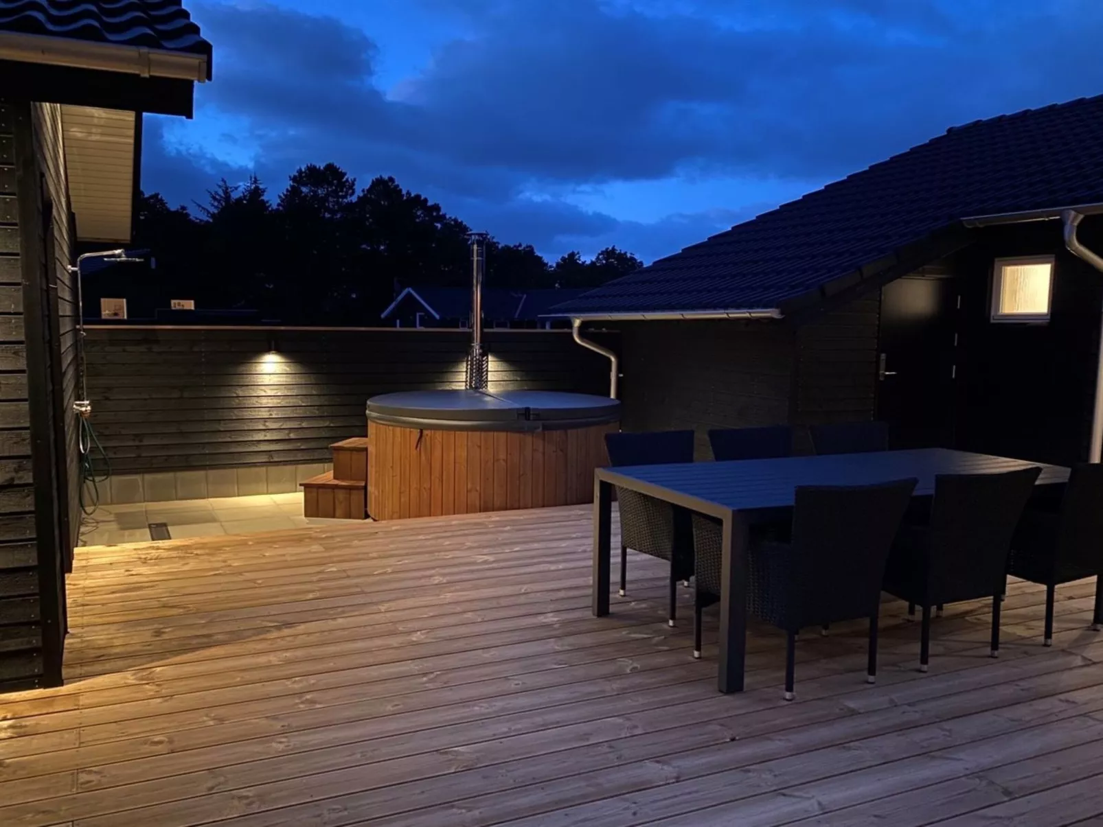 "Anuk" - 2.3km from the sea-Draußen