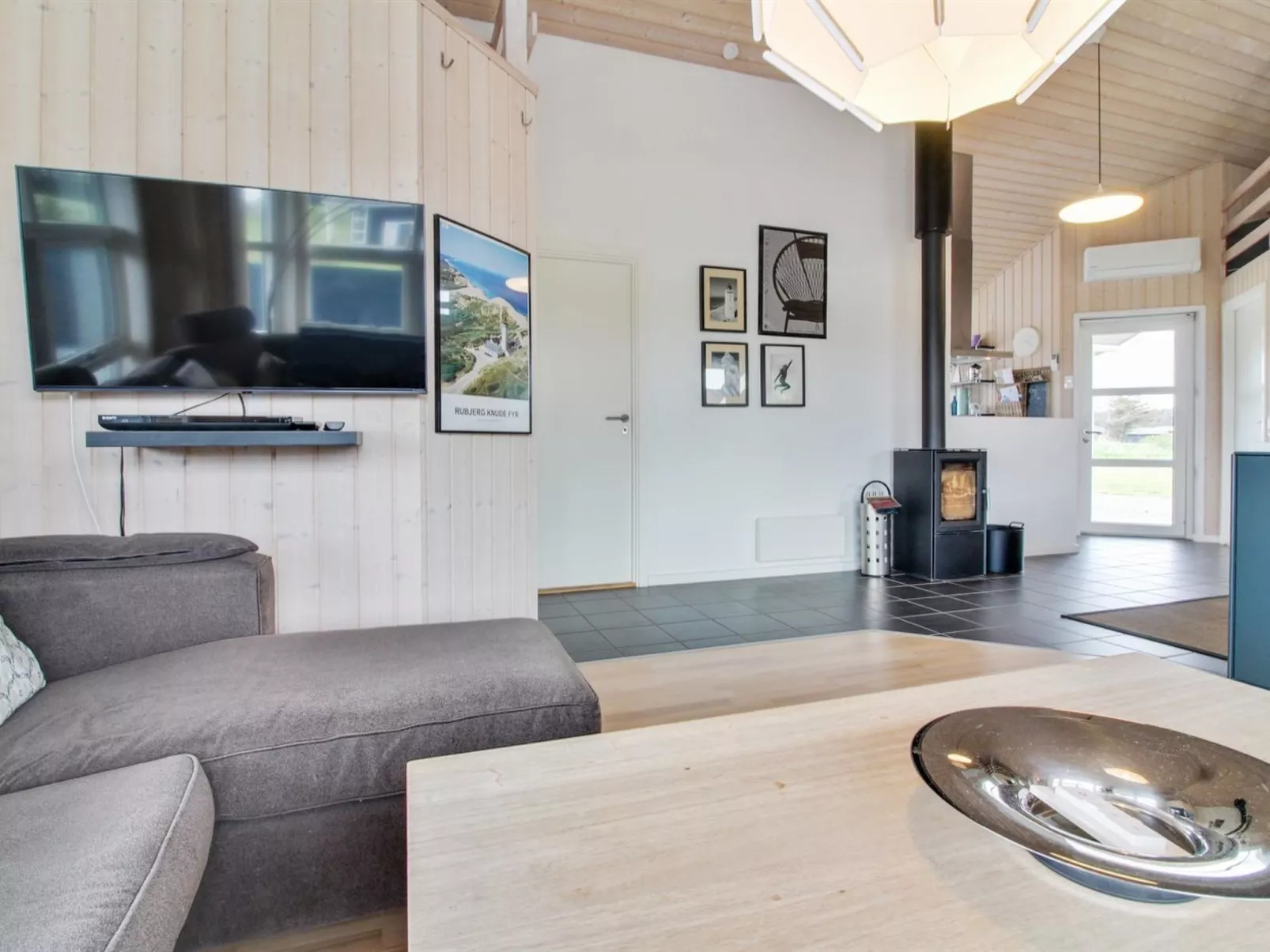 "Anett" - 400m from the sea-Dedans