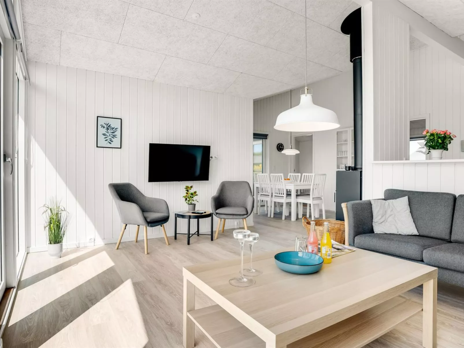 "Raakel" - 950m from the sea-Inside