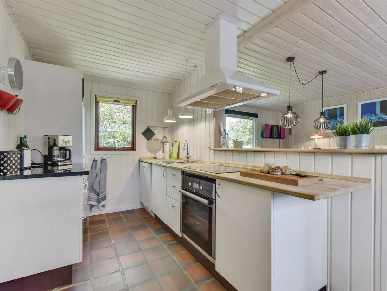 "Agnita" - 300m from the sea-Dedans