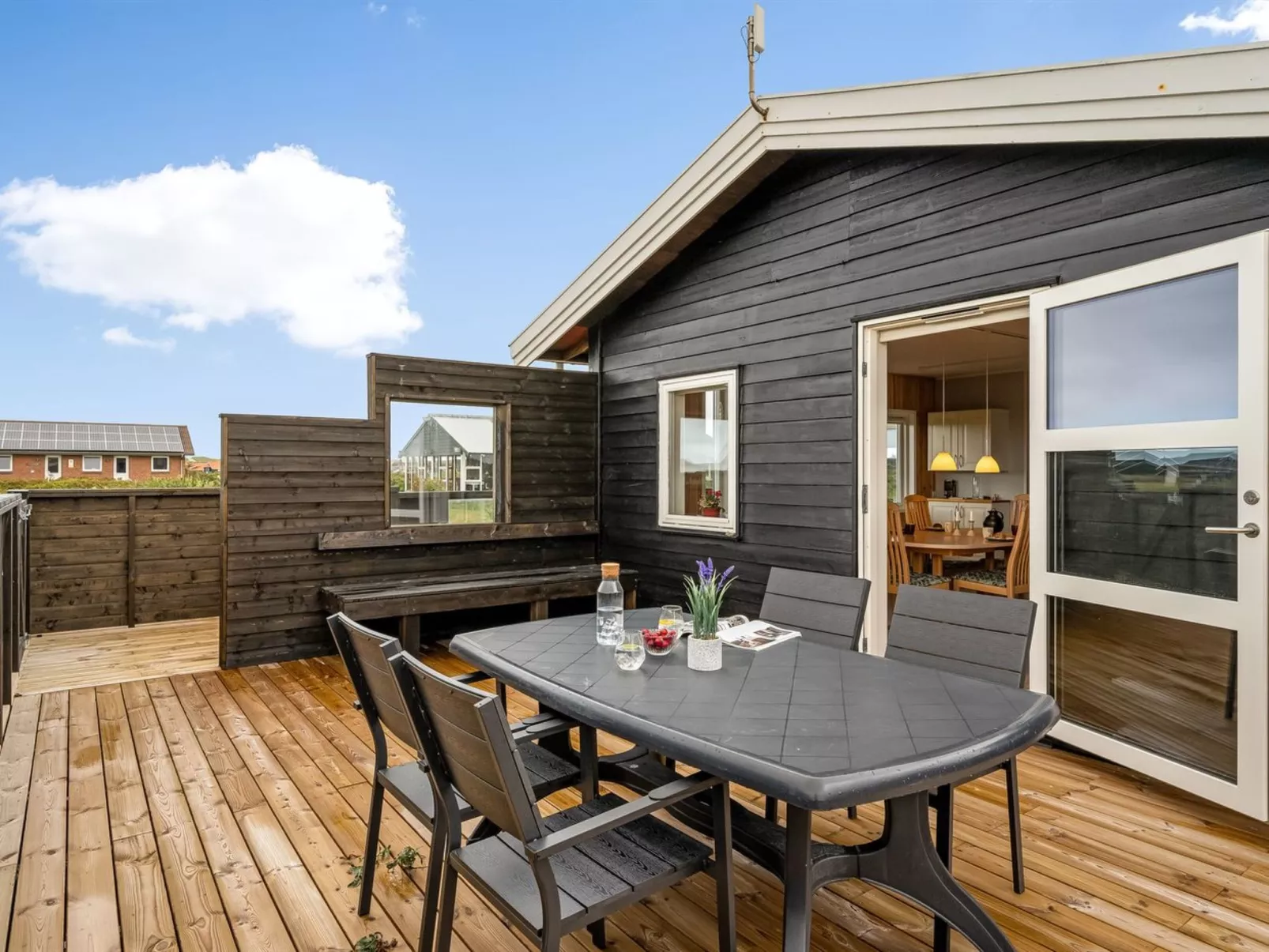 "Viveka" - 500m from the sea-Dehors