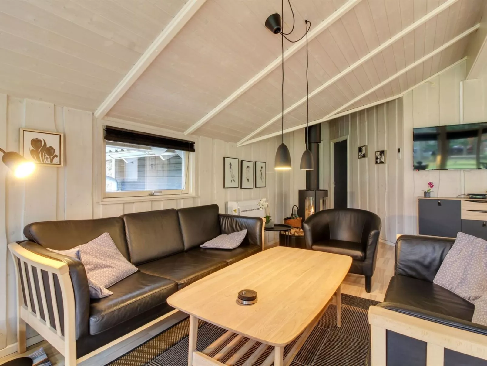 "Acucena" - 1.3km from the sea-Dedans