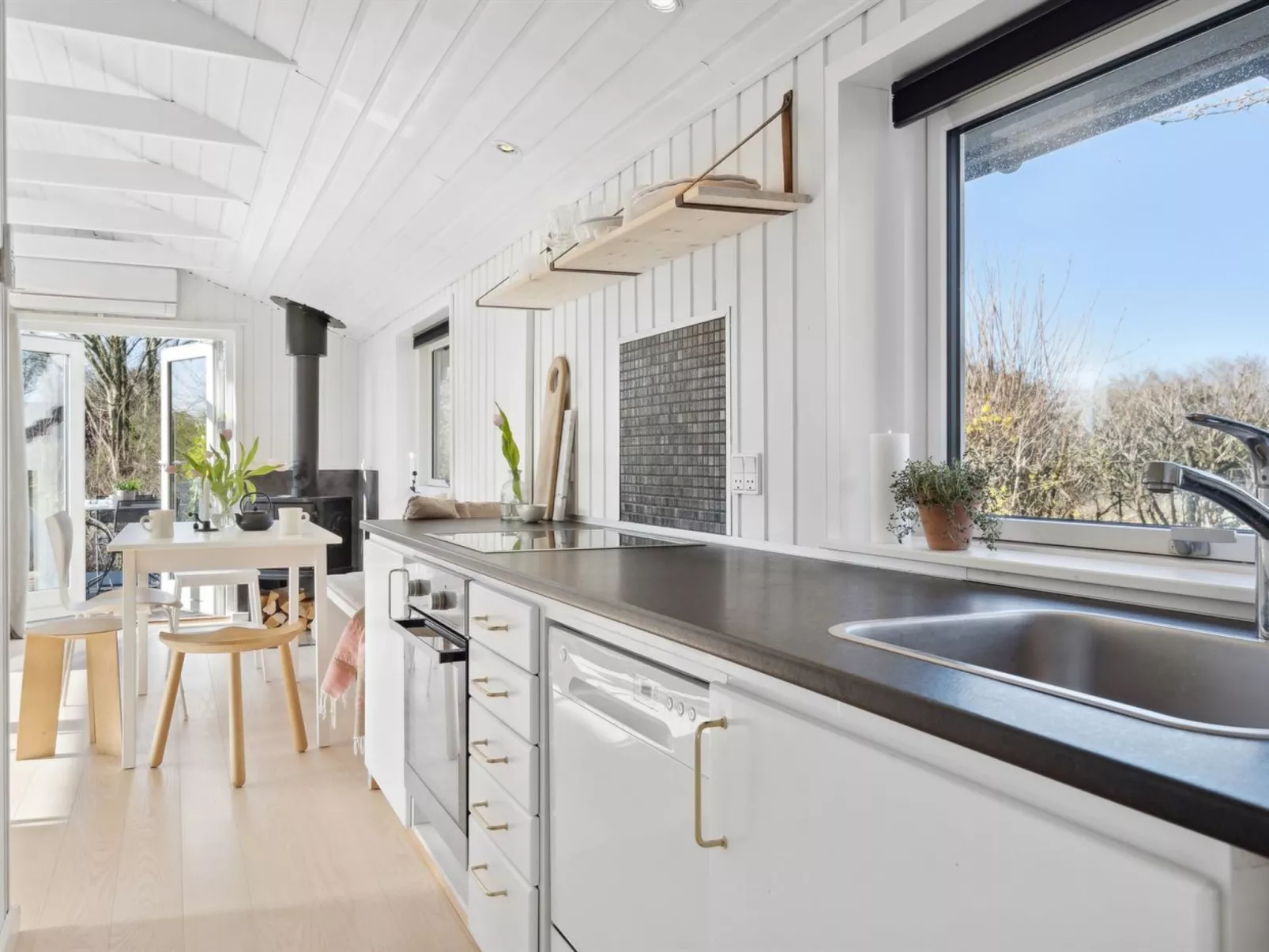 "Lelle" - 350m from the sea-Inside