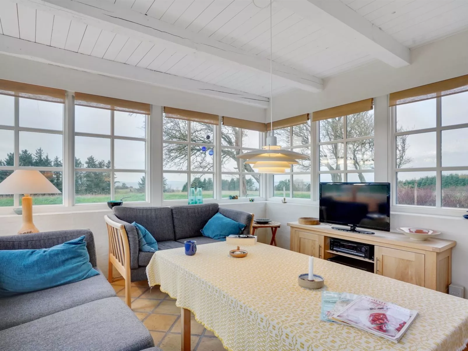 "Althea" - 750m to the fjord-Inside