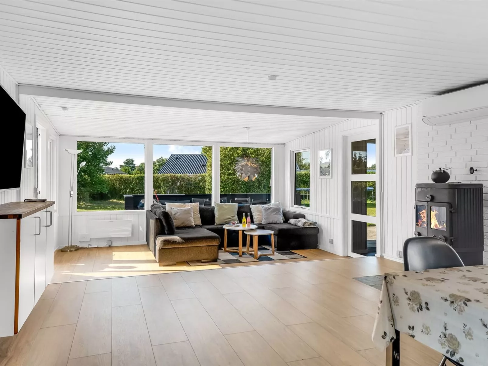 "Edel" - 650m from the sea-Inside