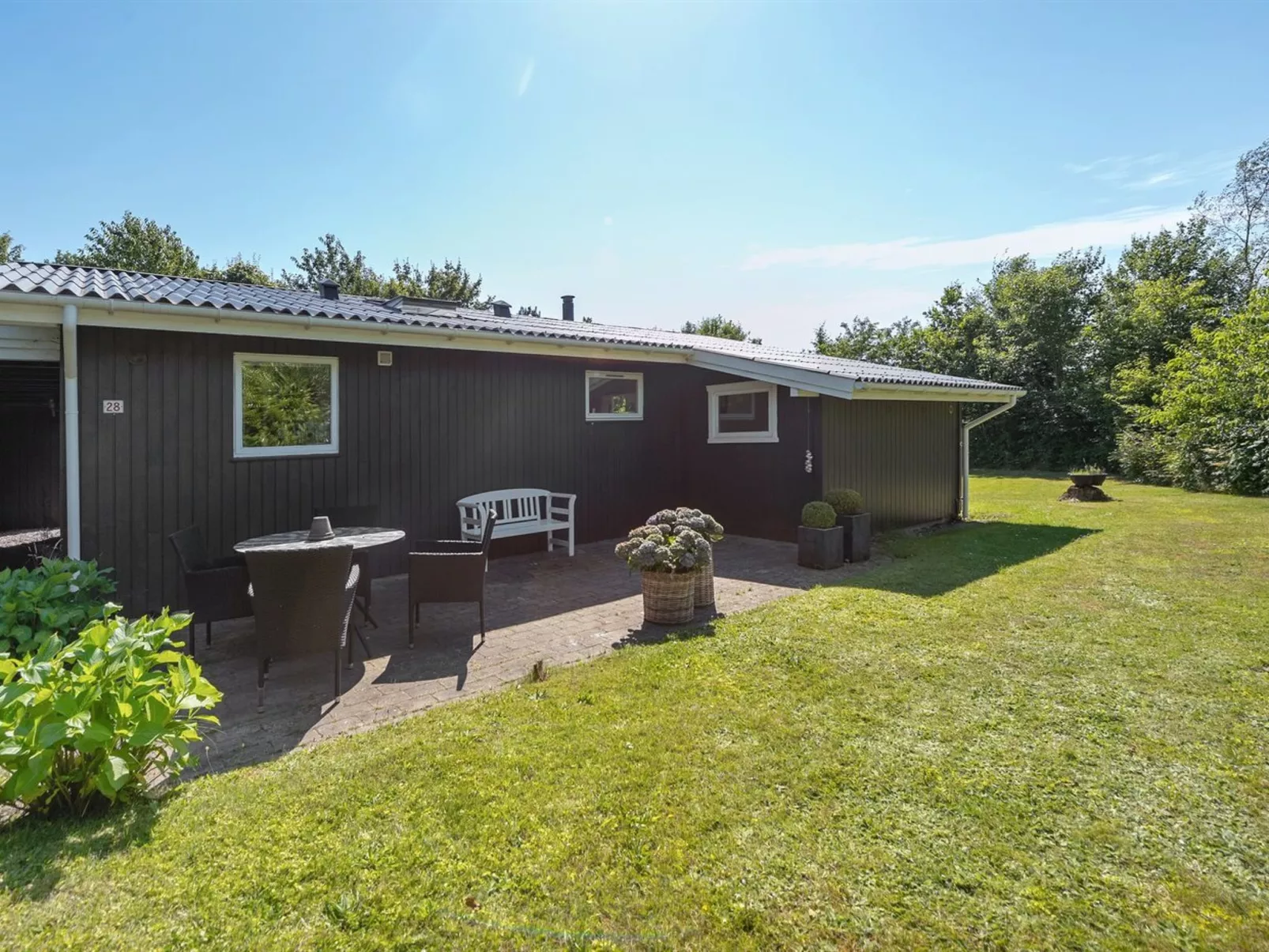 "Brune" - 30km from the sea-Outside