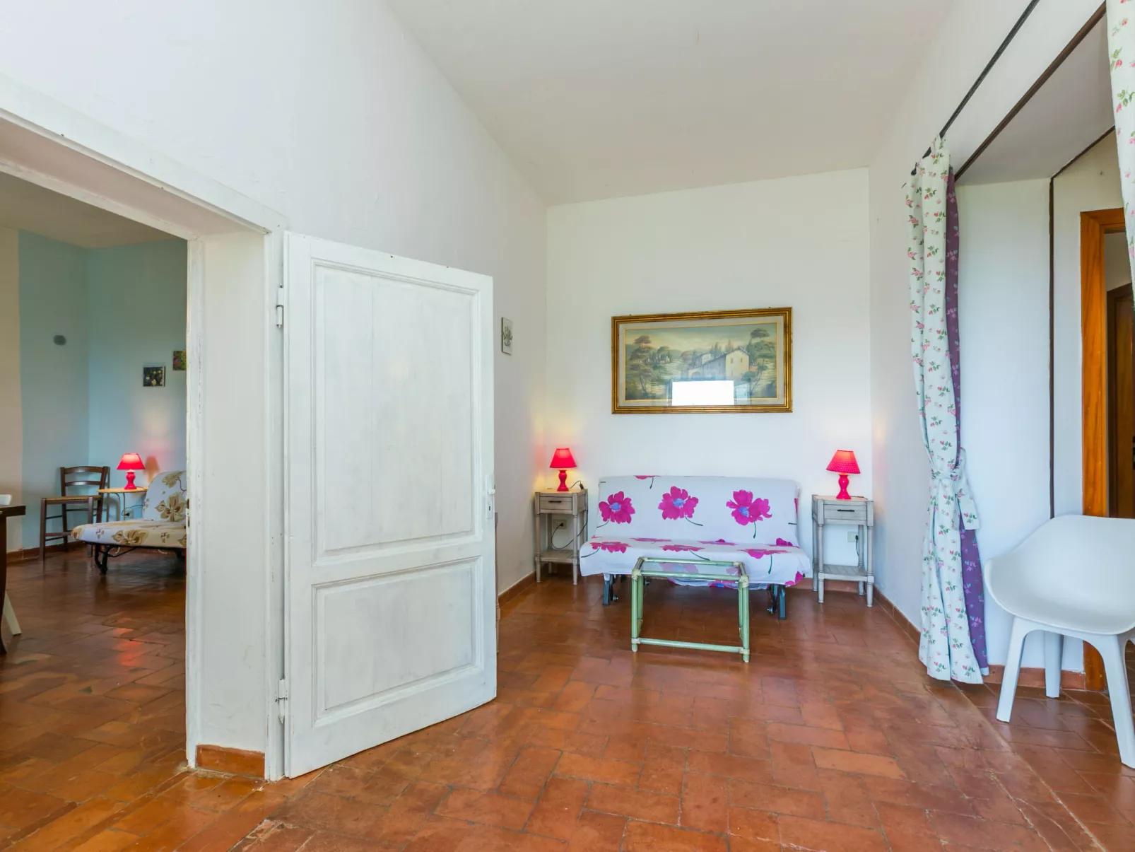 Campo Fiorito-Inside