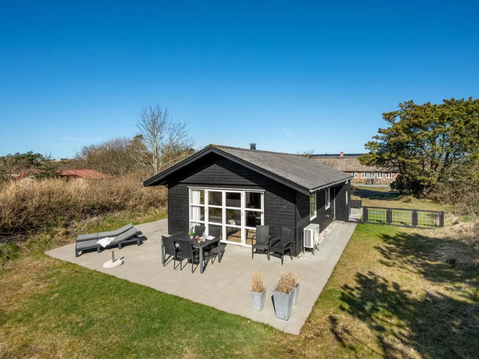 "Gillis" - 900m from the sea-Outside