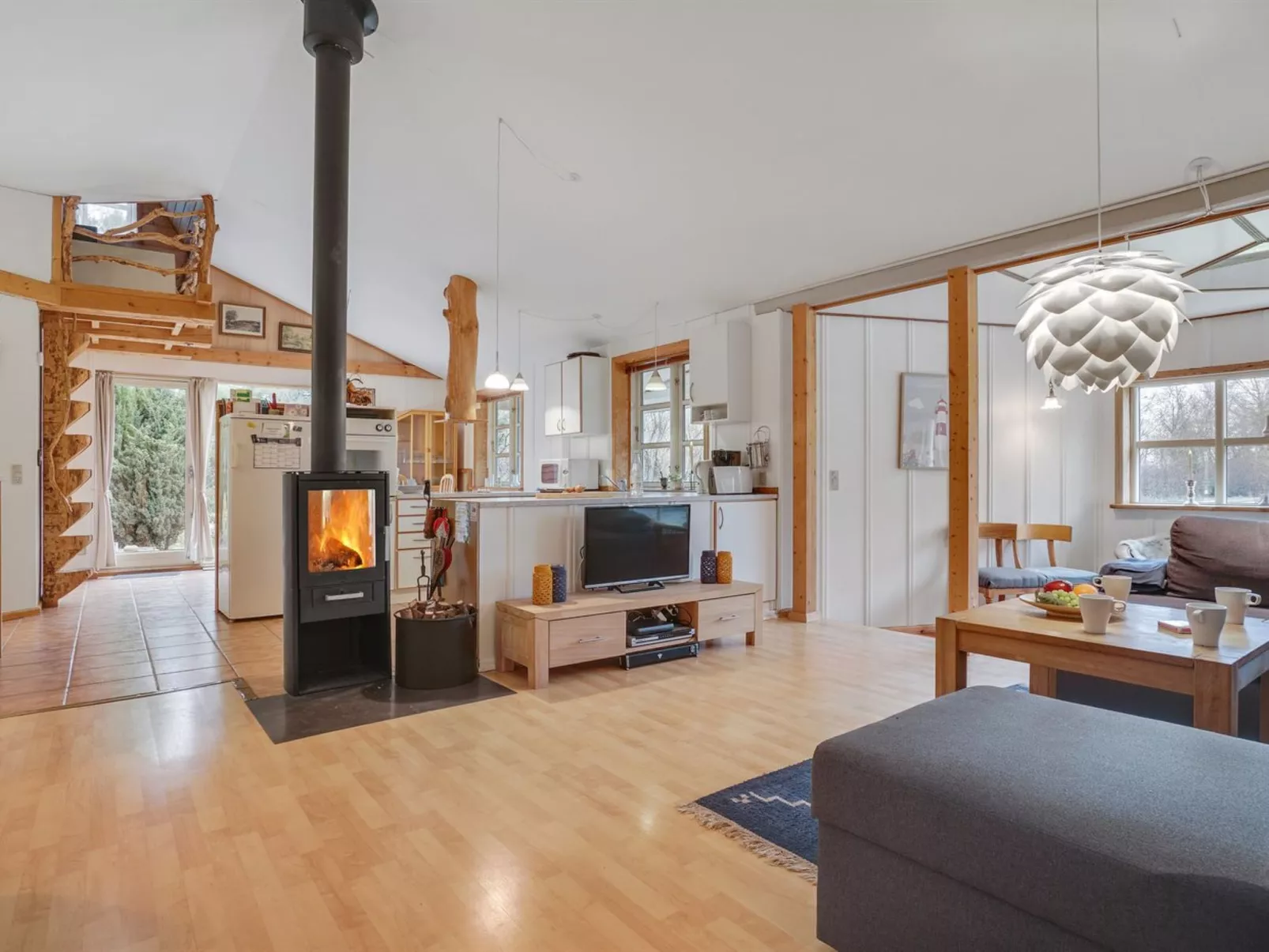 "Flugha" - 500m to the fjord-Dedans