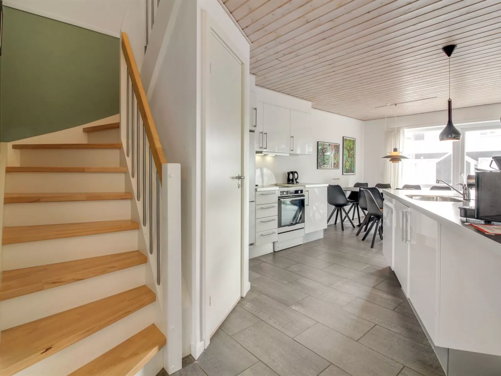 "Ingolf" - 750m from the sea-Dedans