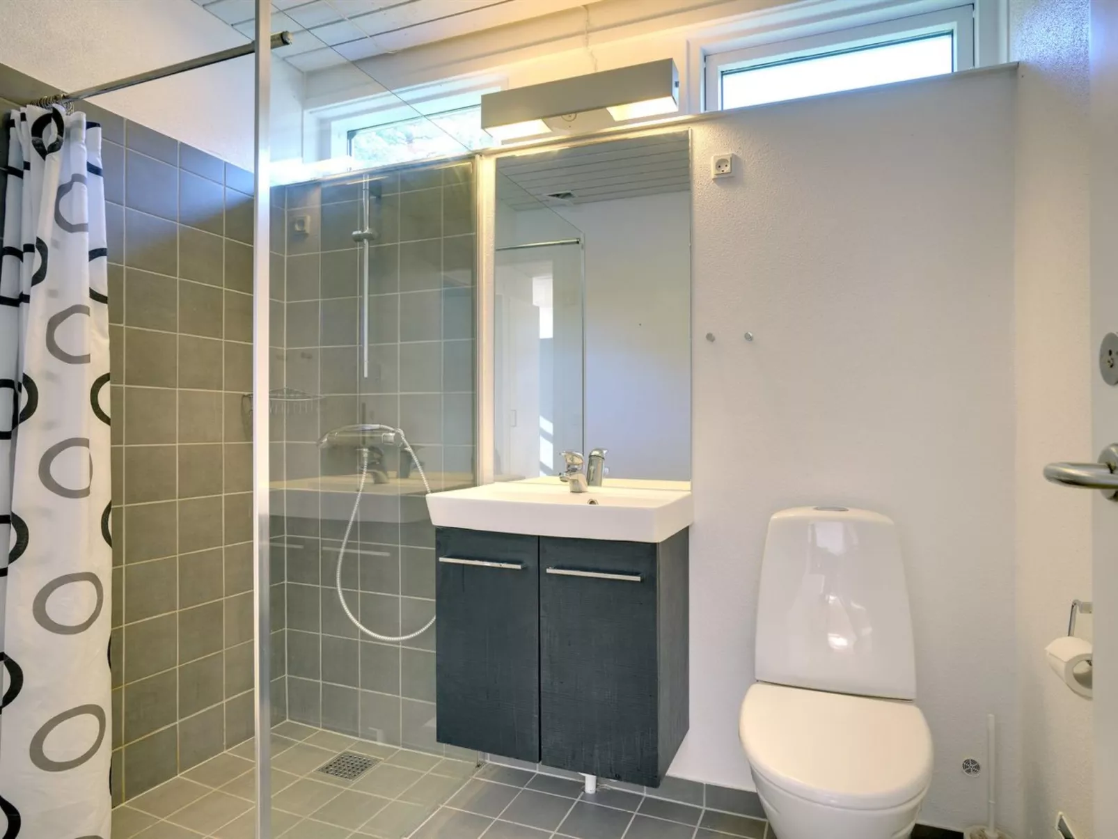 "Bergit" - 55m from the sea-Drinnen