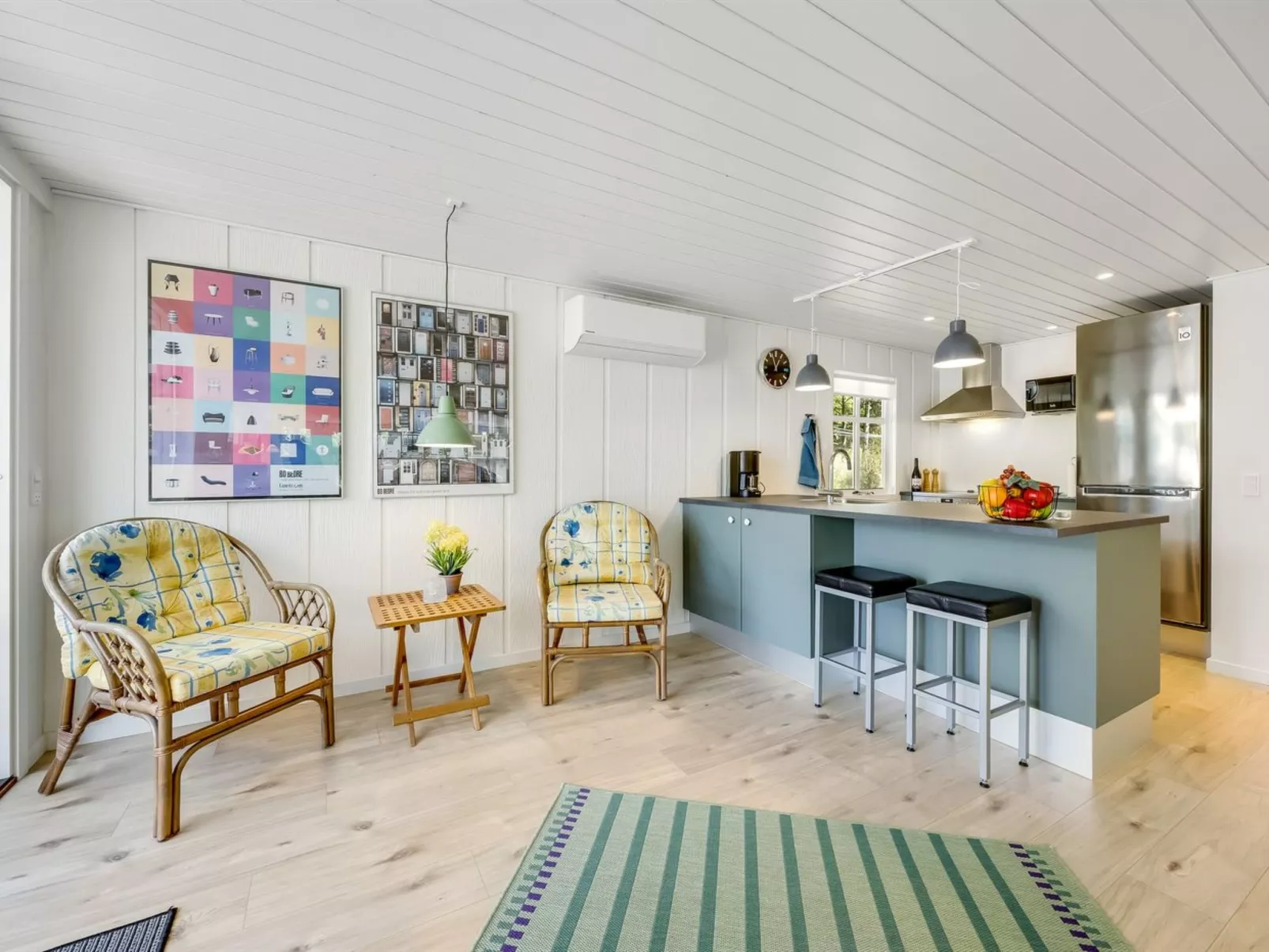 "Marise" -  from the sea-Dedans