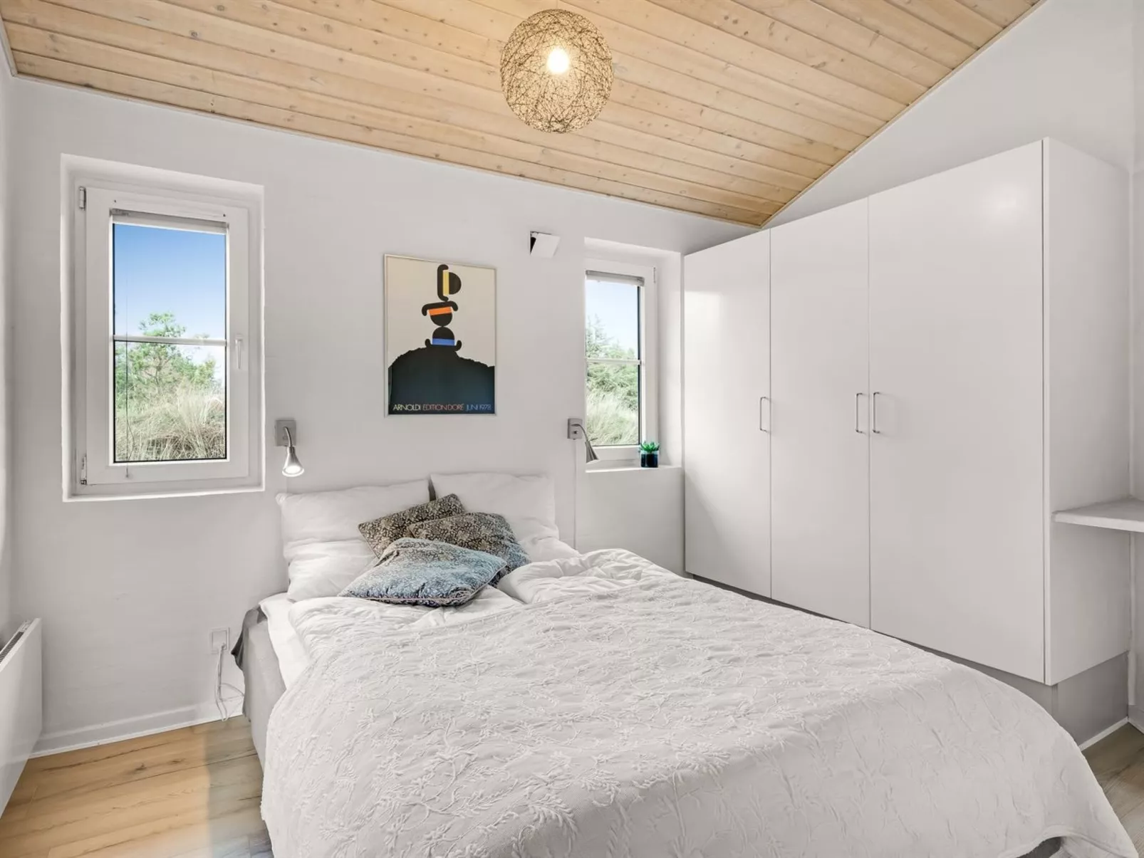 "Ingmund" - 2km from the sea-Inside