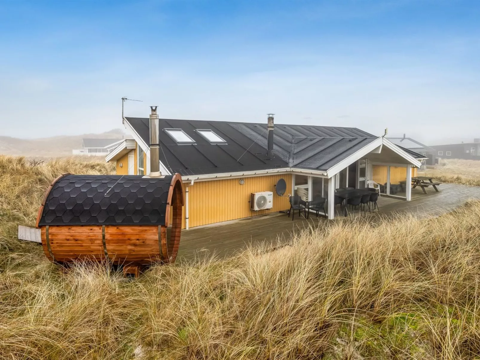 "Malgest" - 100m from the sea-Outside