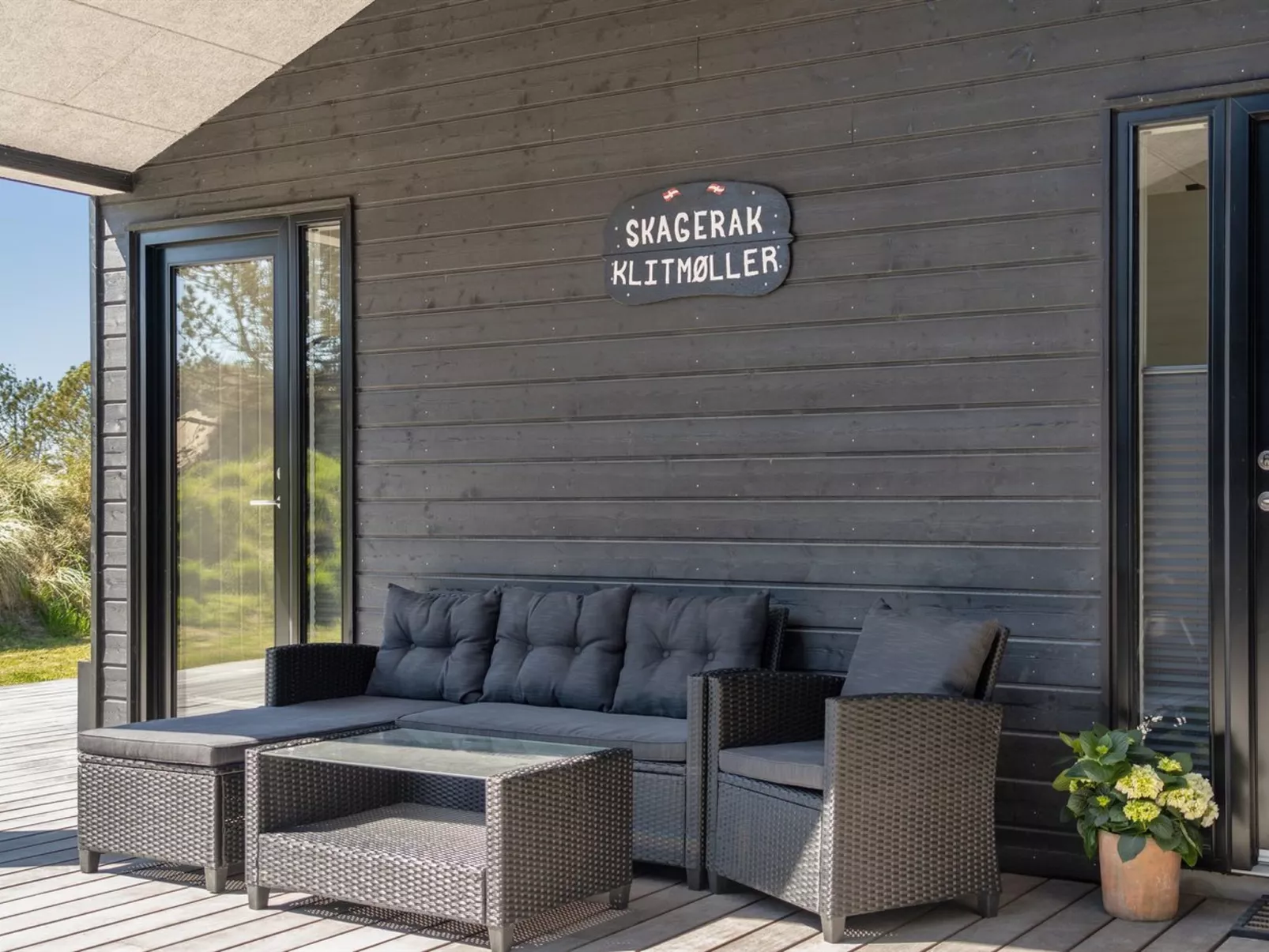 "Helli" - 650m from the sea-Outside