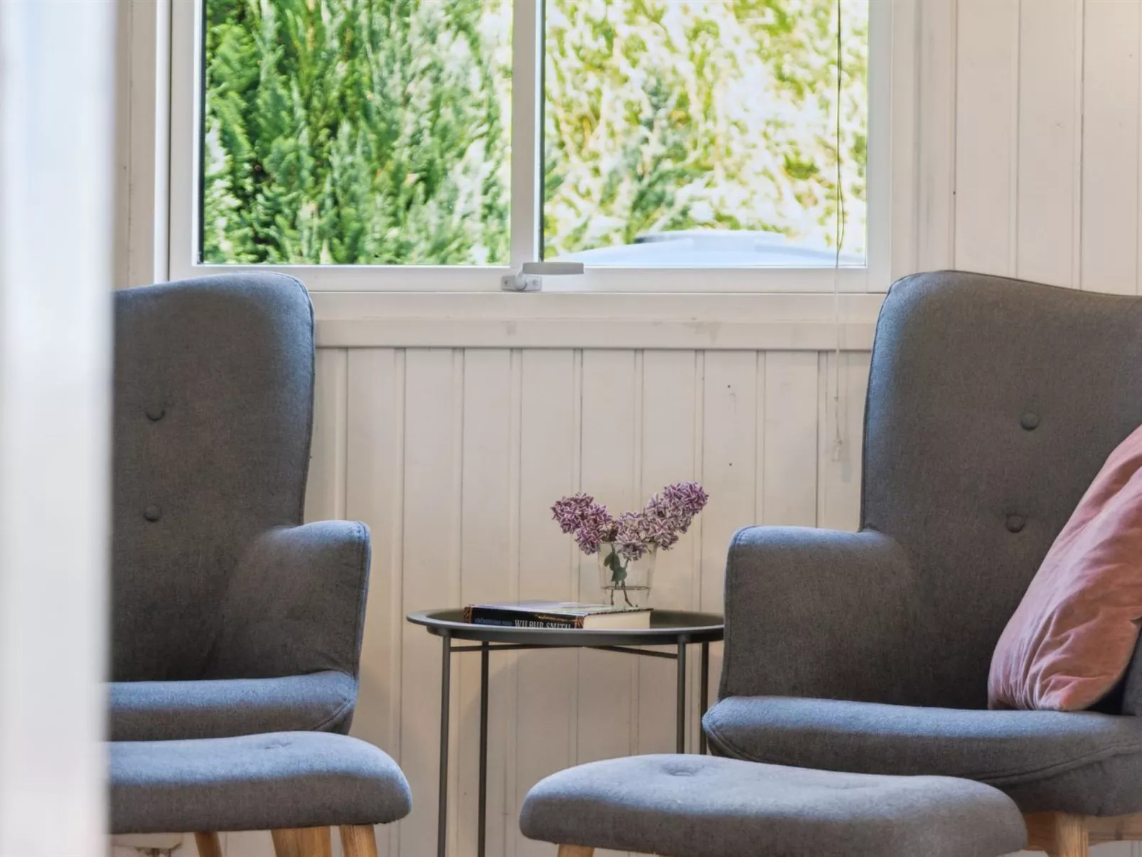 "Self" - 400m to the fjord-Inside