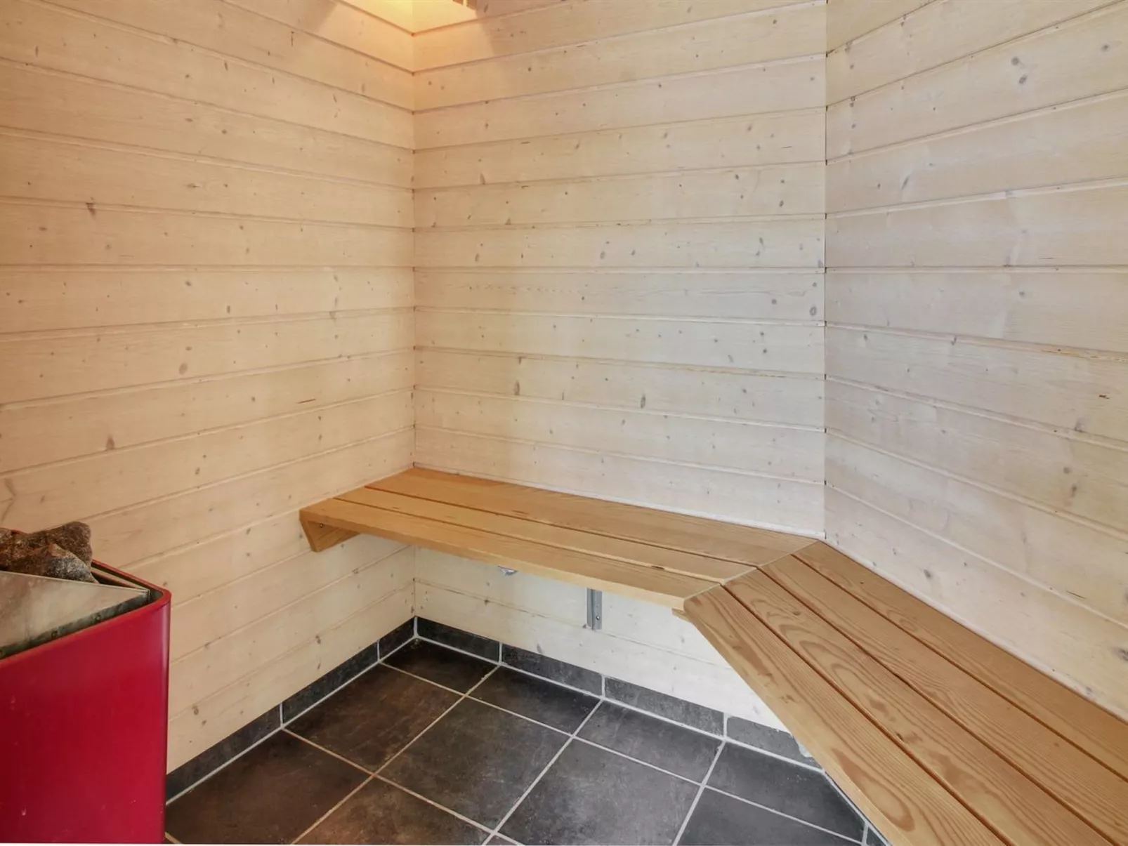 "Suvi" - 900m from the sea-Inside