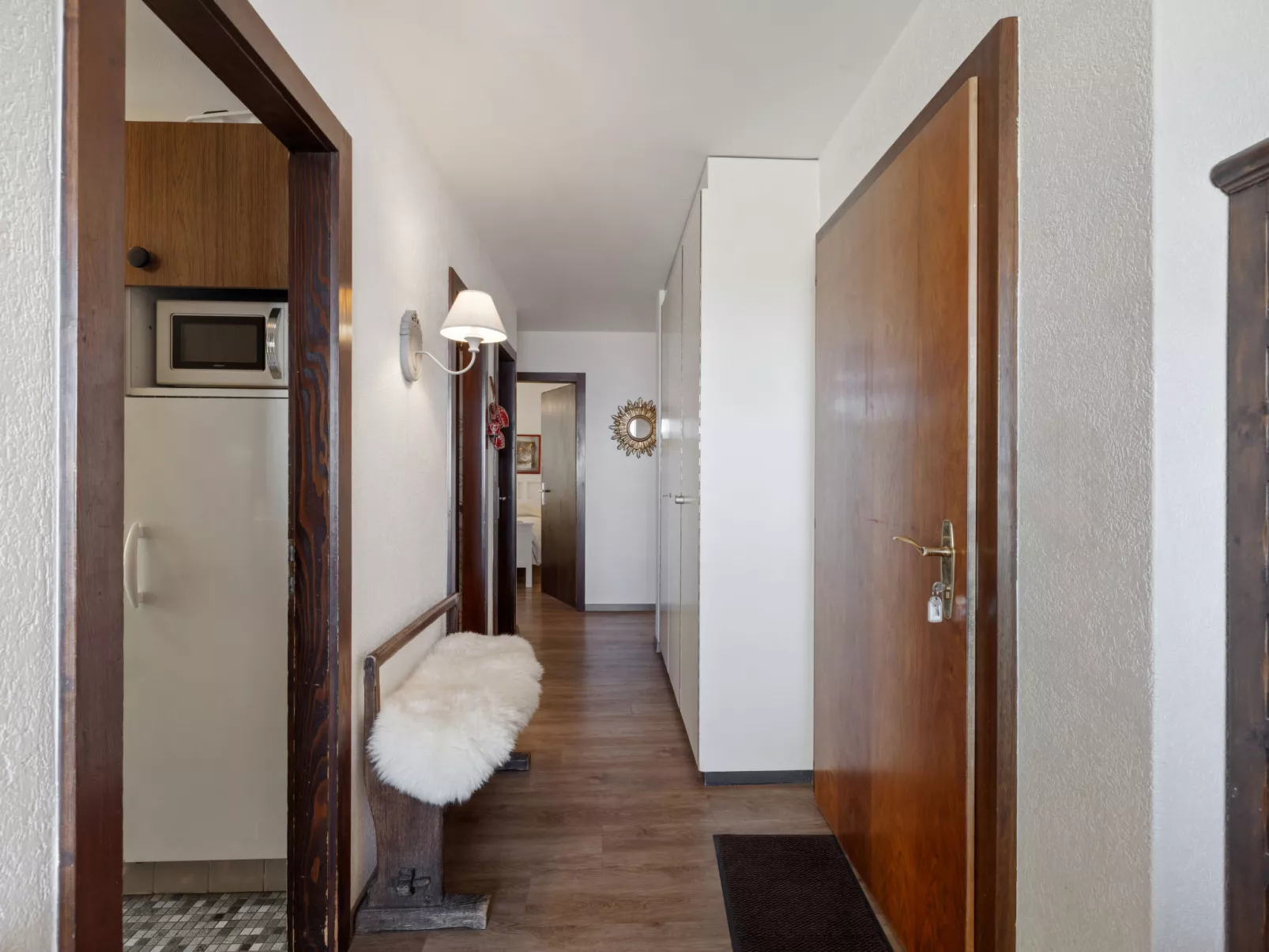 Cransalpin Apt. 11 / Secteur 1-Dedans