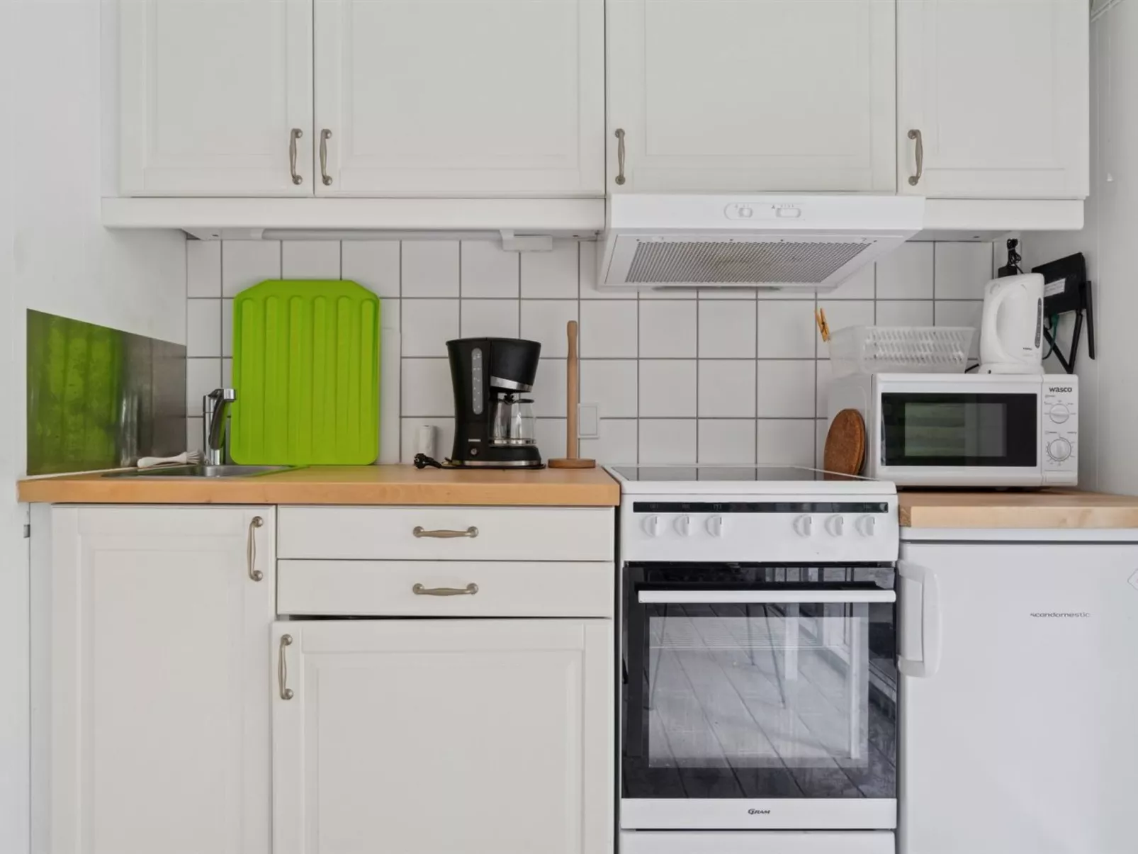 "Unker" - 800m from the sea-Dedans