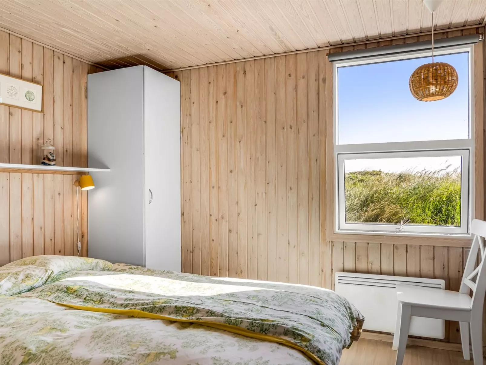 "Aatu" - 360m from the sea-Inside