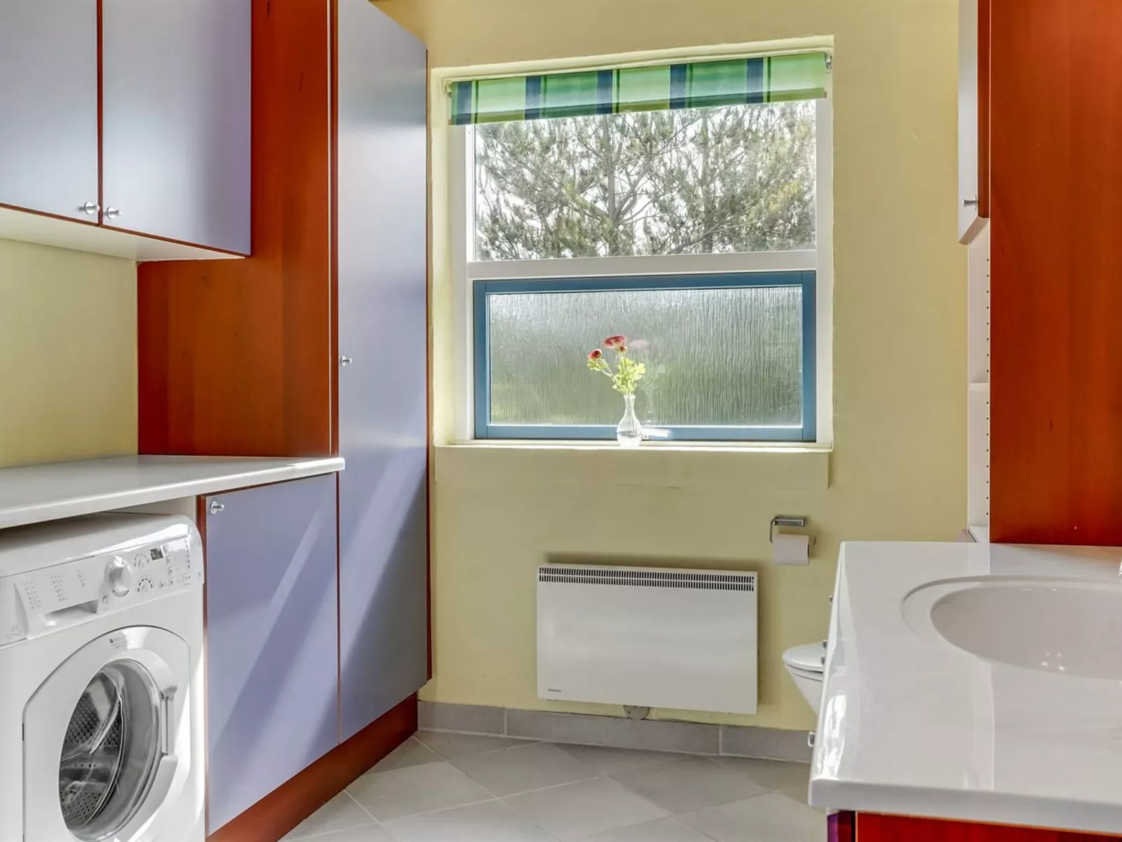 "Bodulf" - 600m from the sea-Inside